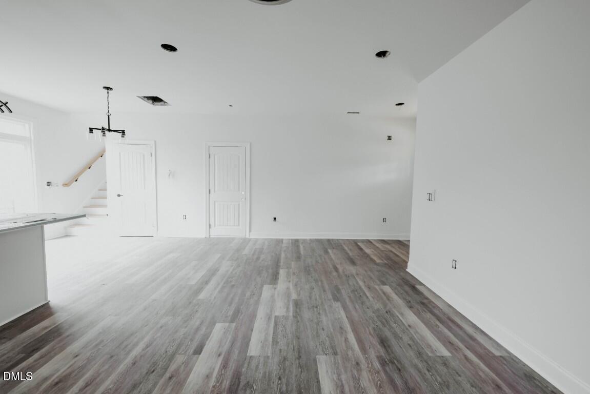 309 E Perry Avenue