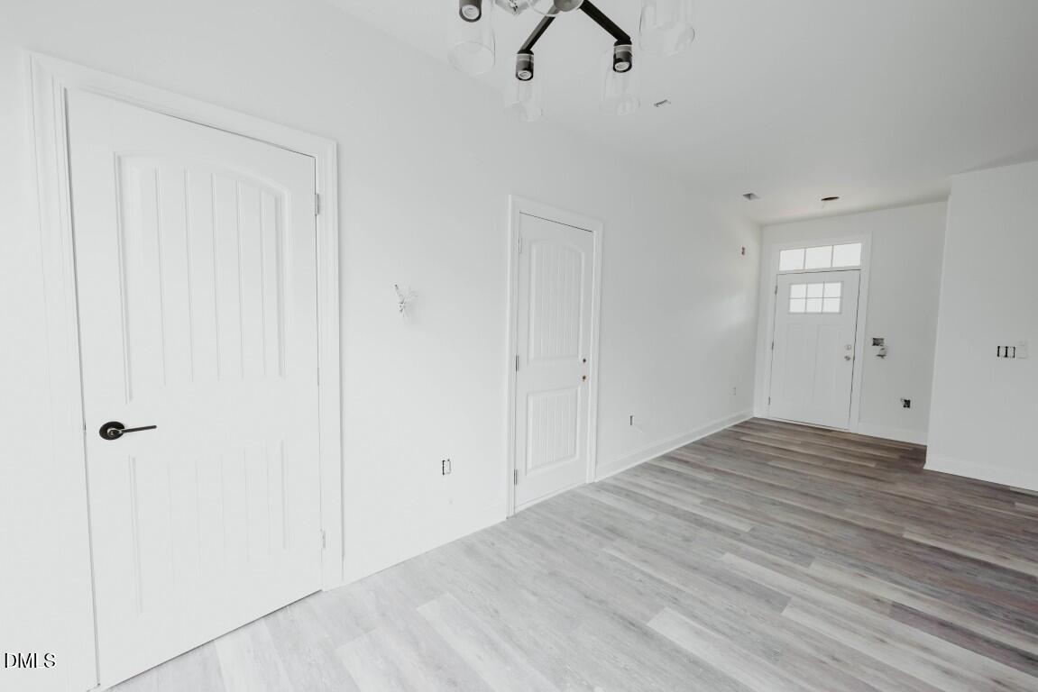 309 E Perry Avenue