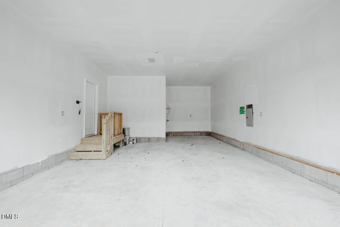 309 E Perry Avenue