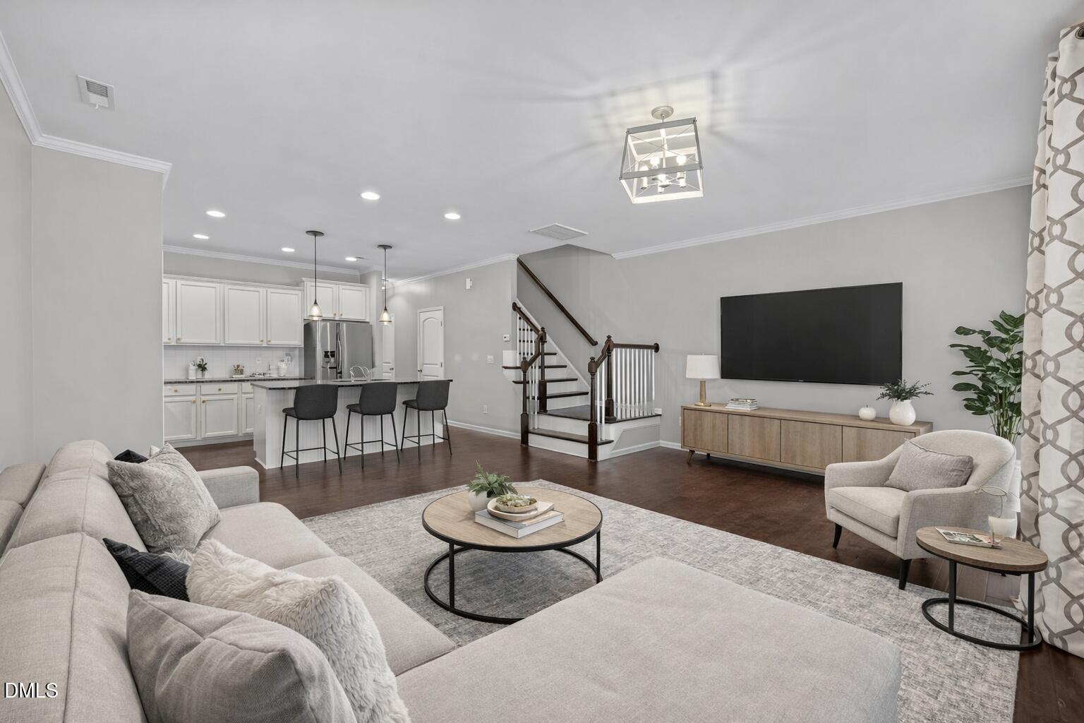 518 Retreat Lane