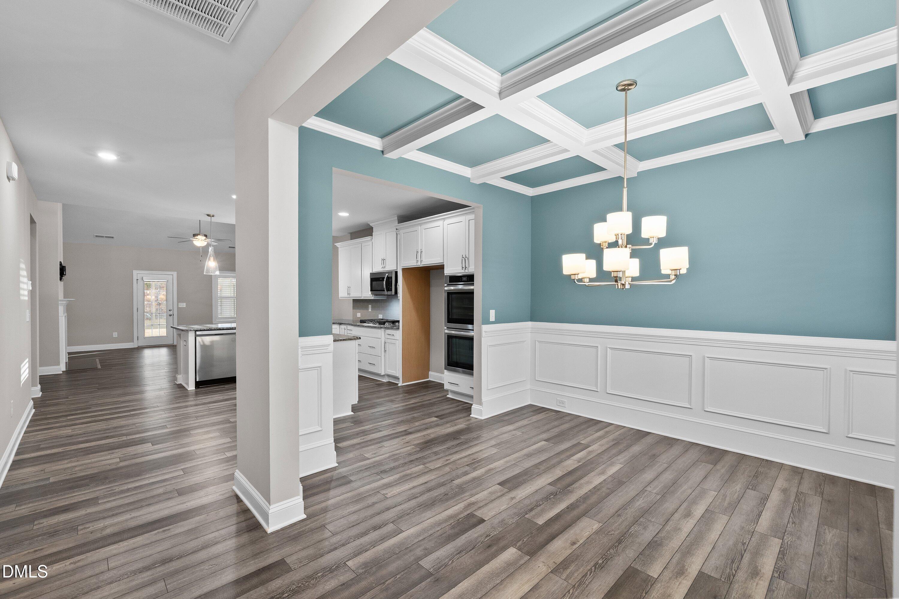 110 Vast View Way