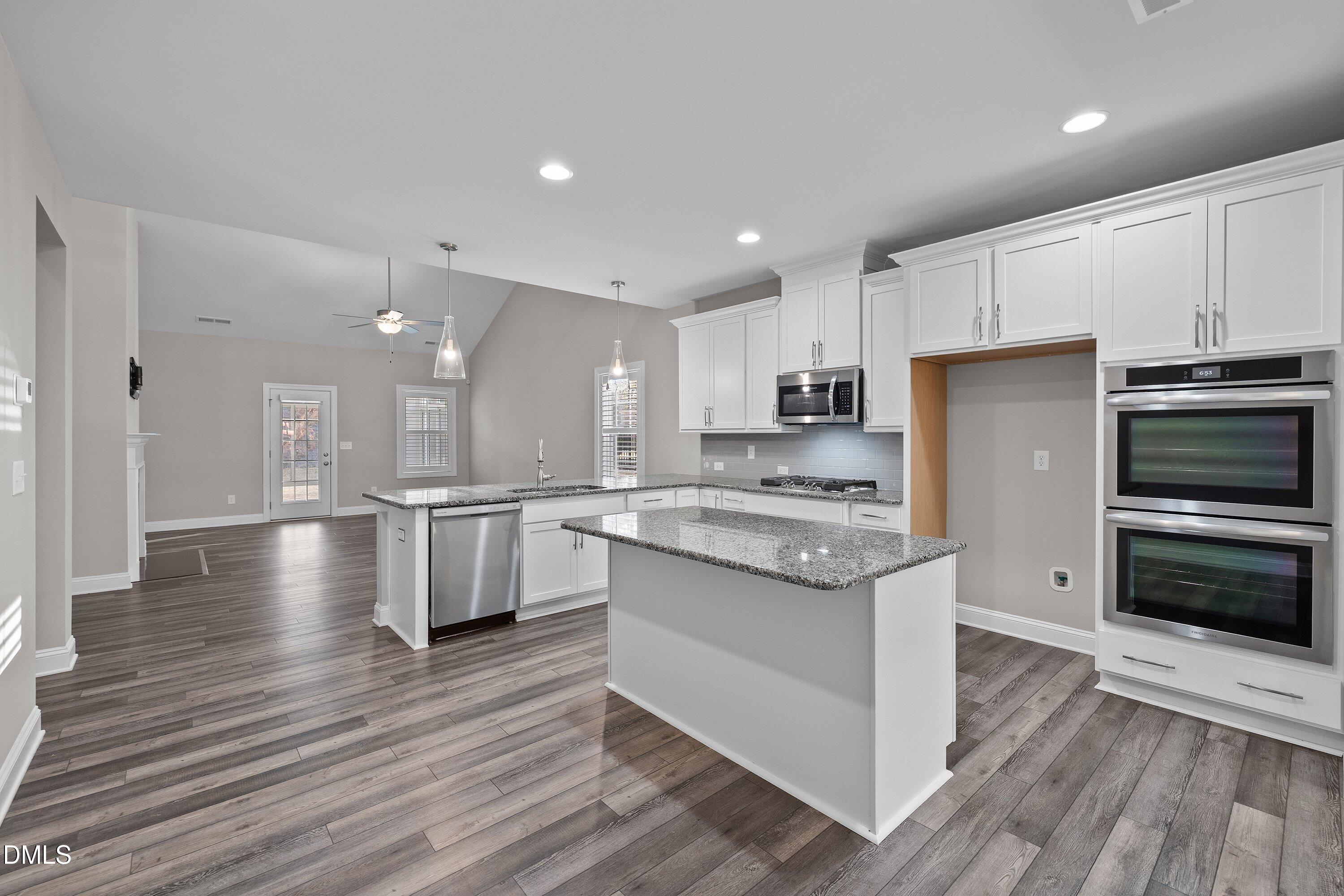 110 Vast View Way