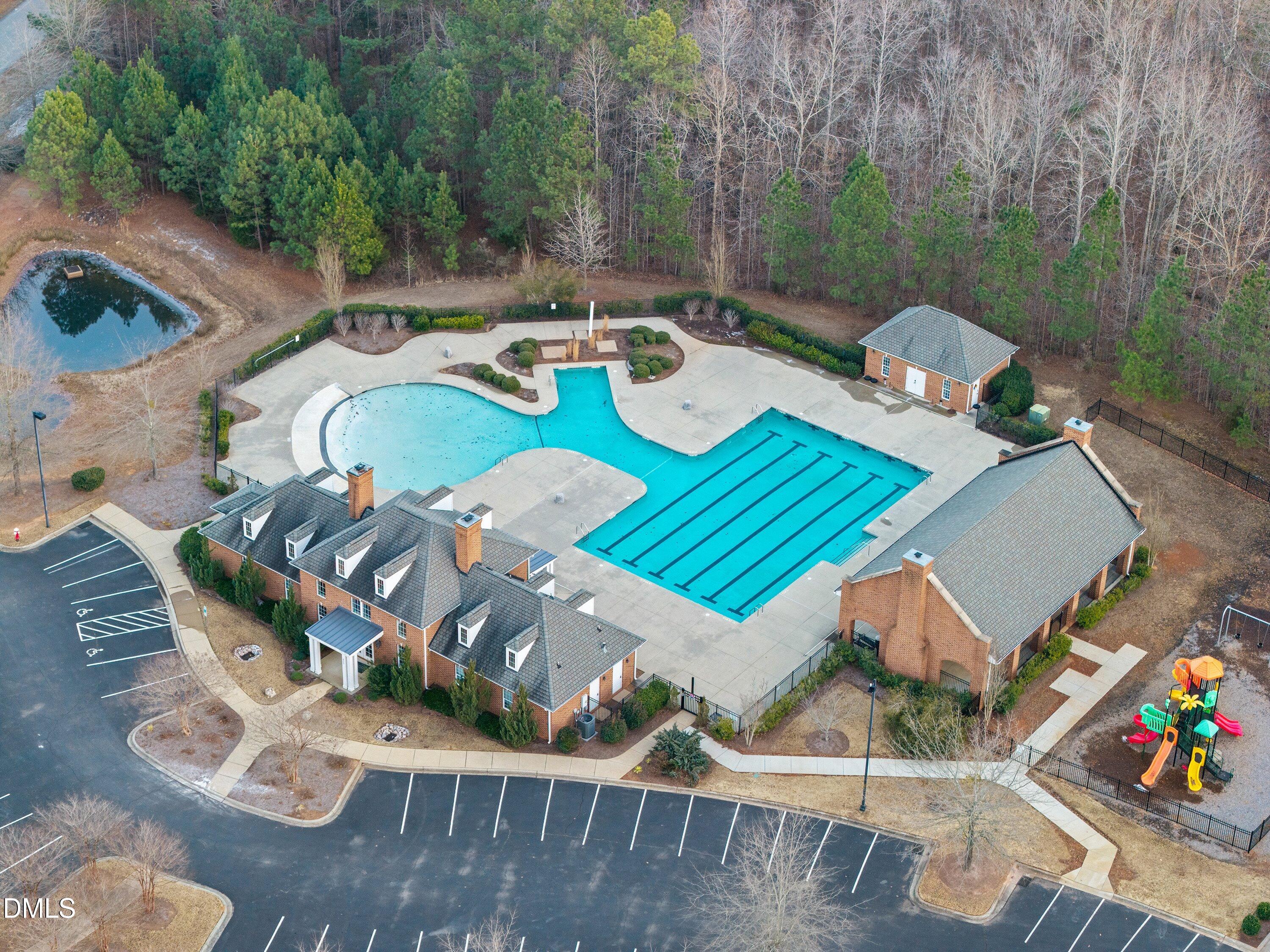 110 Vast View Way
