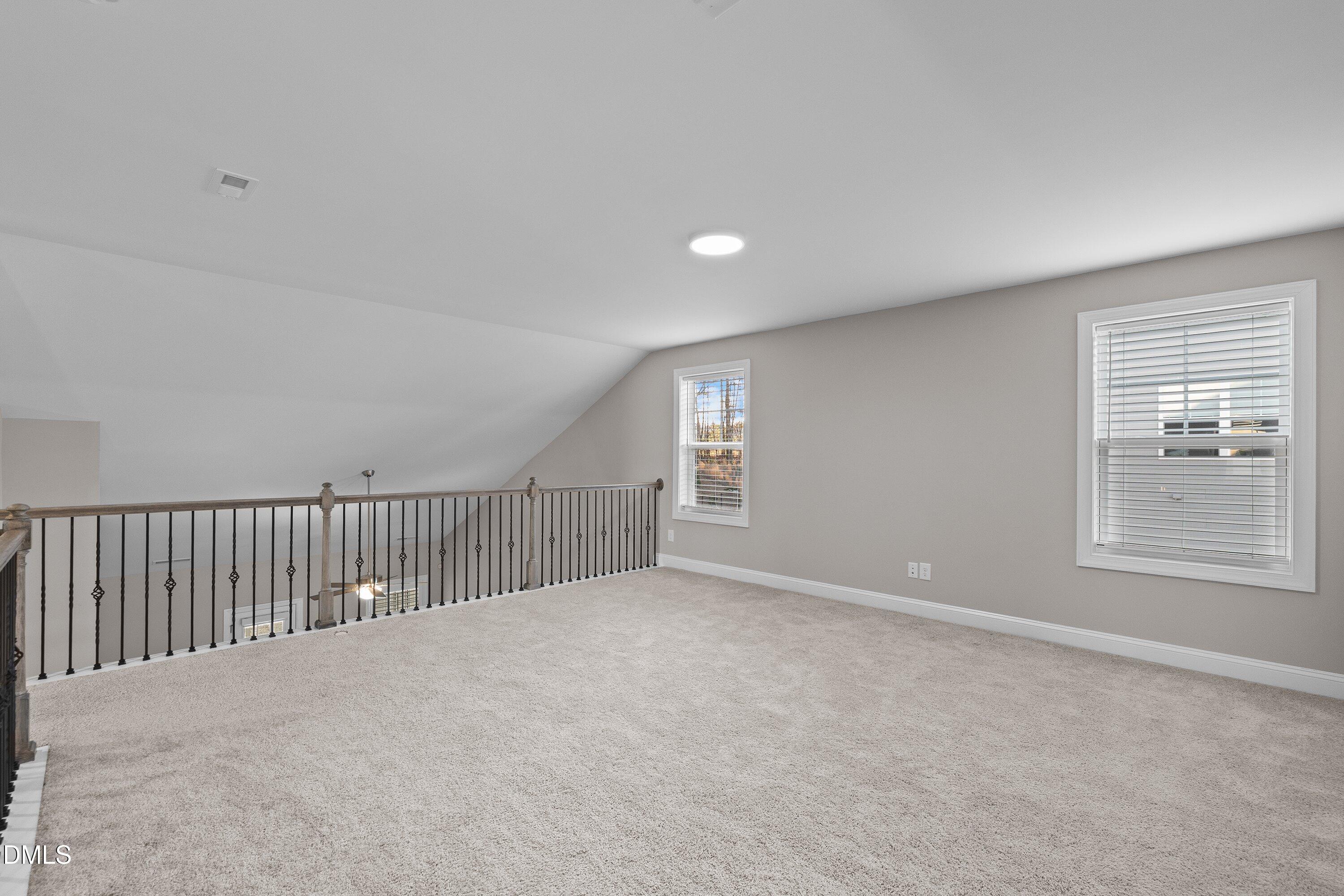 110 Vast View Way