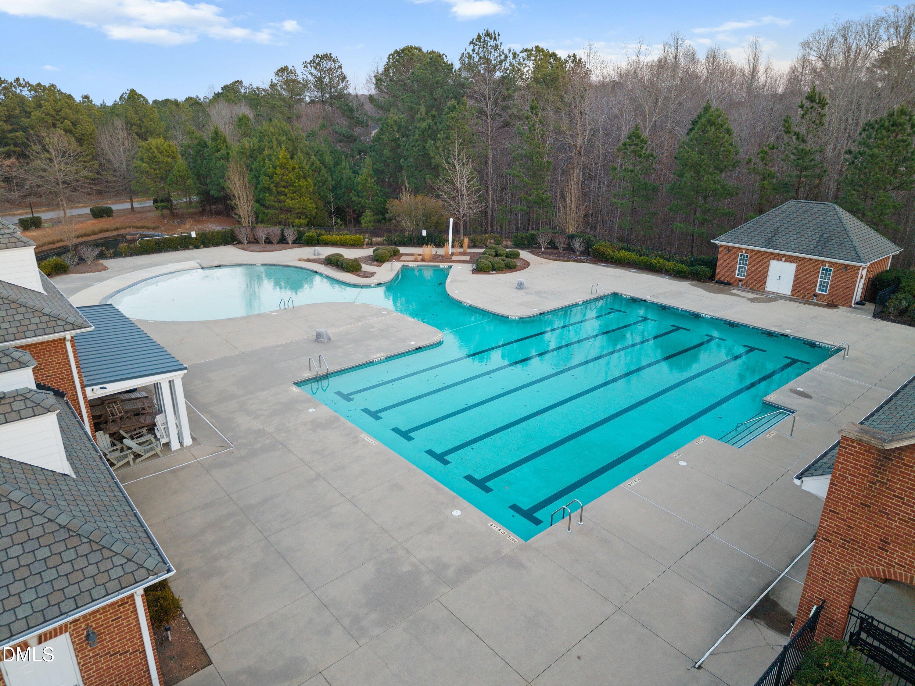 110 Vast View Way