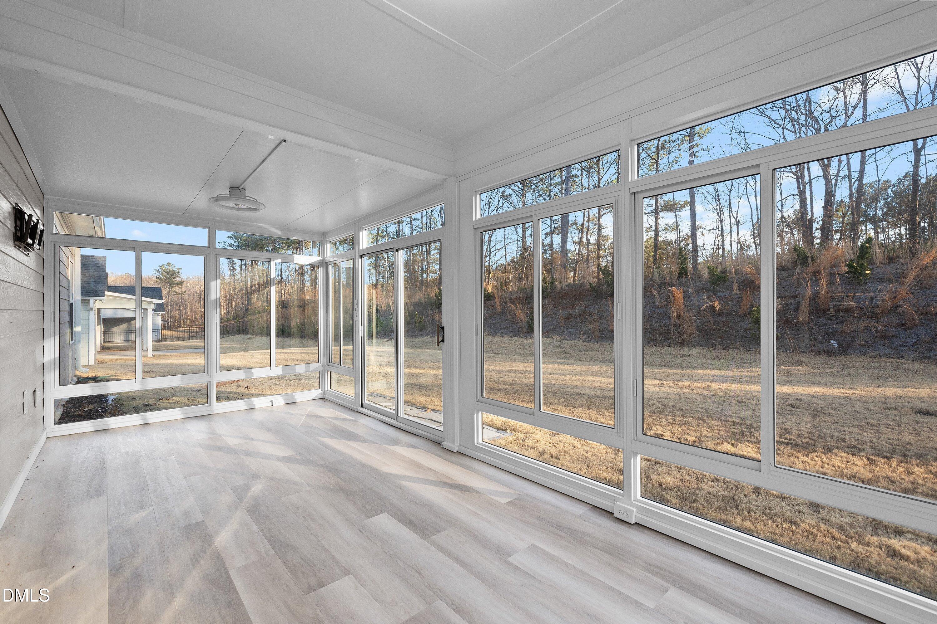 110 Vast View Way
