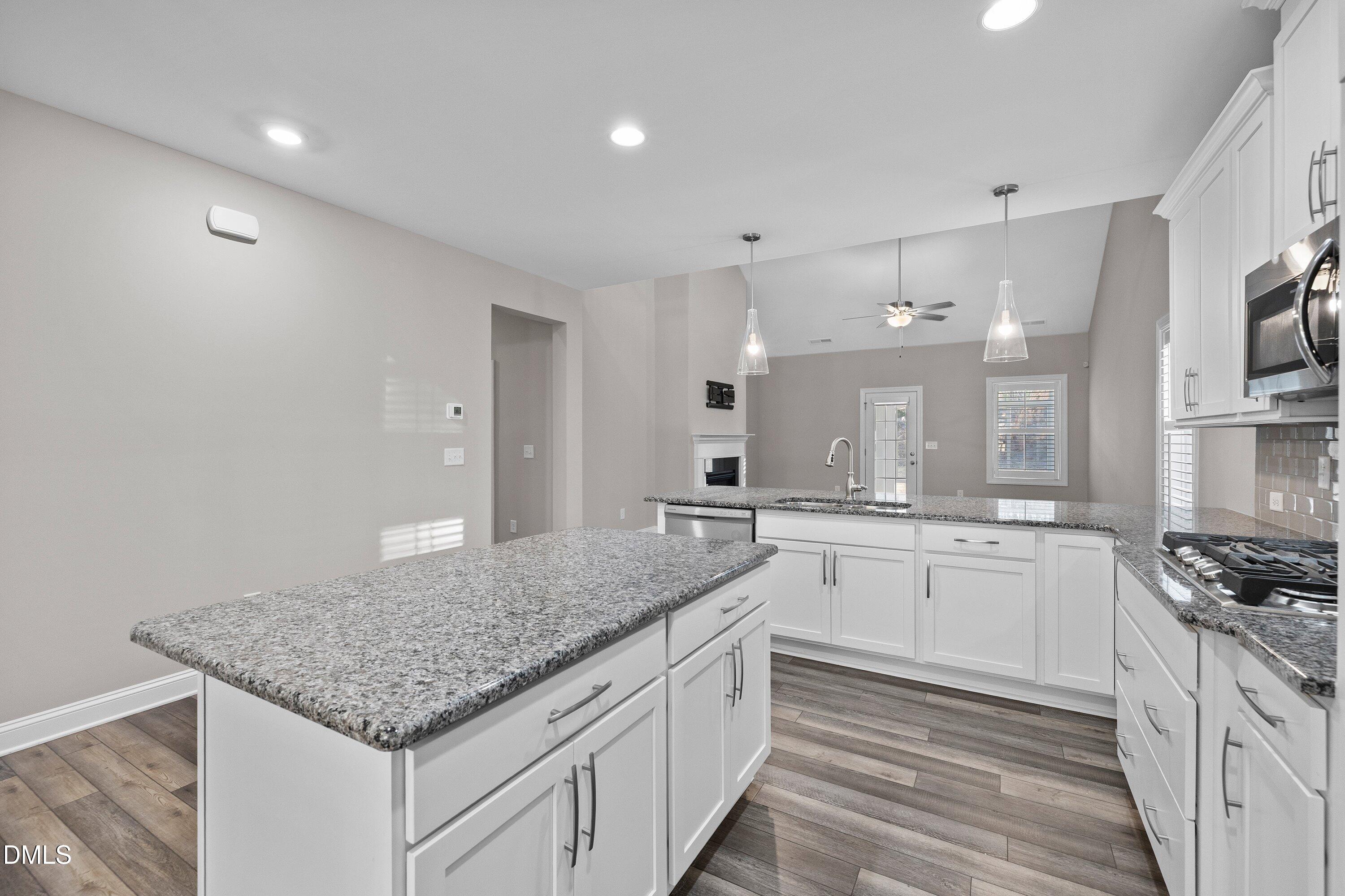 110 Vast View Way