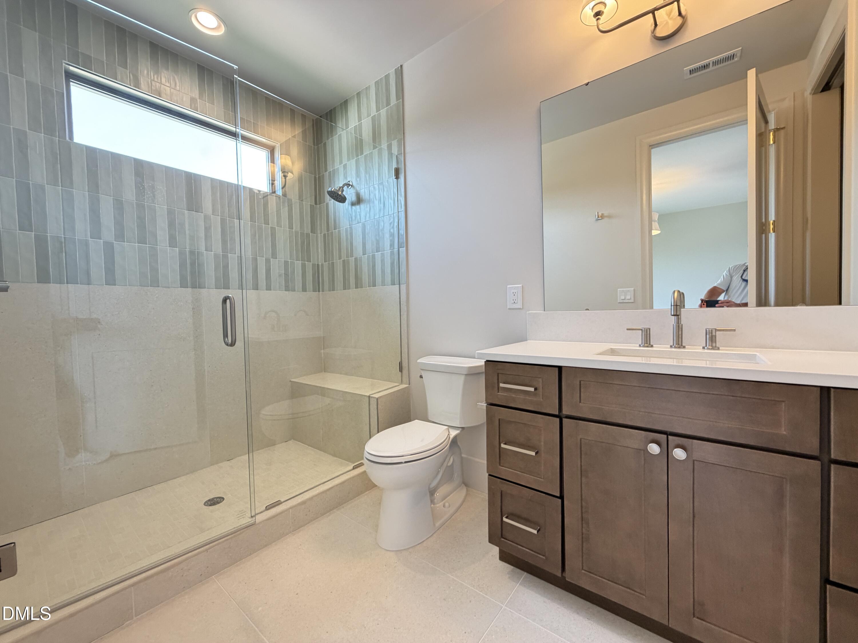 2428 Rosslare Mews Lane
