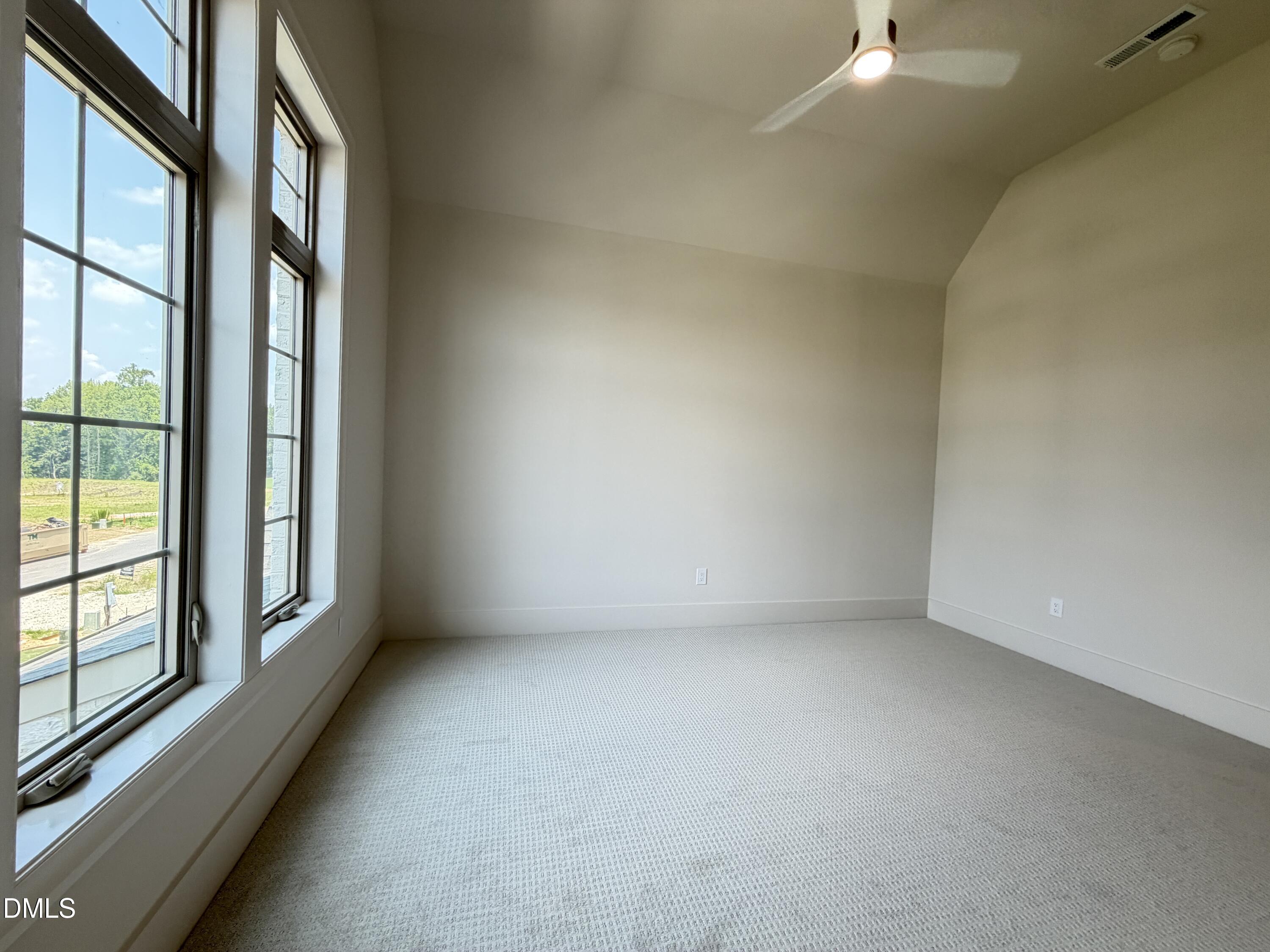 2428 Rosslare Mews Lane