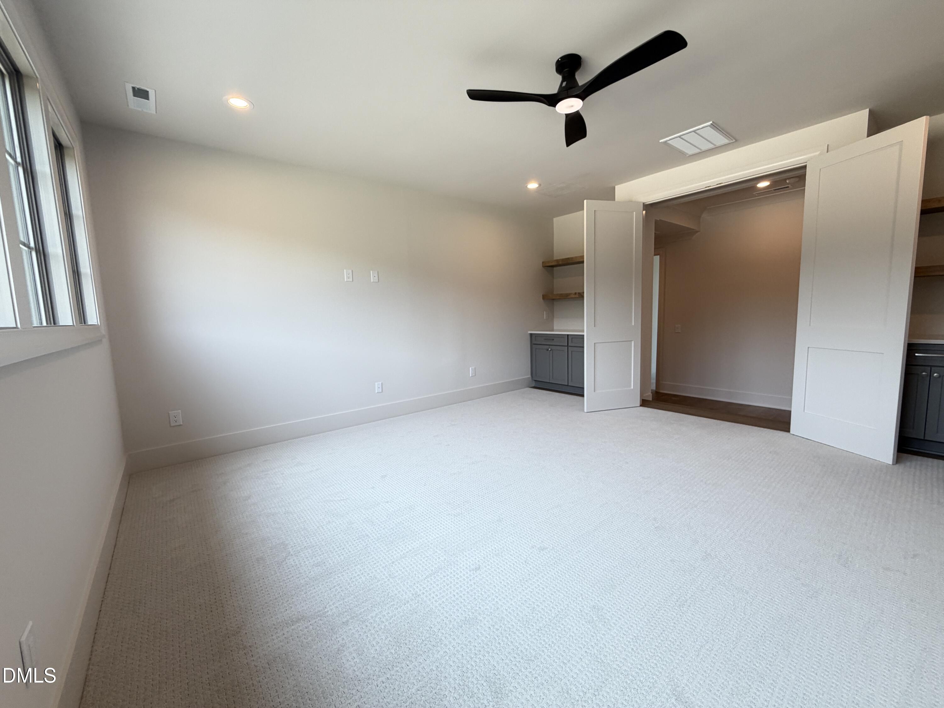 2428 Rosslare Mews Lane