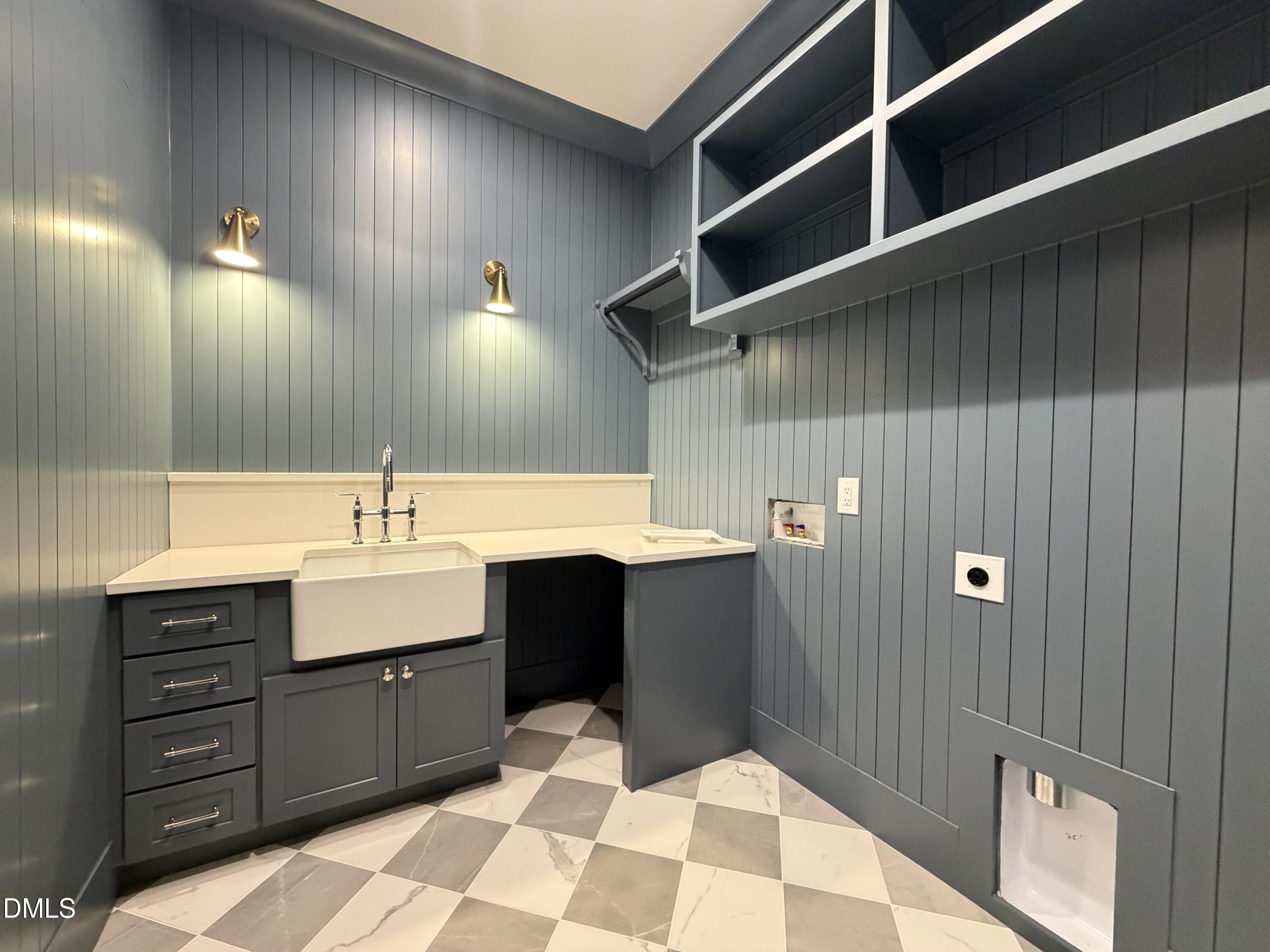2428 Rosslare Mews Lane
