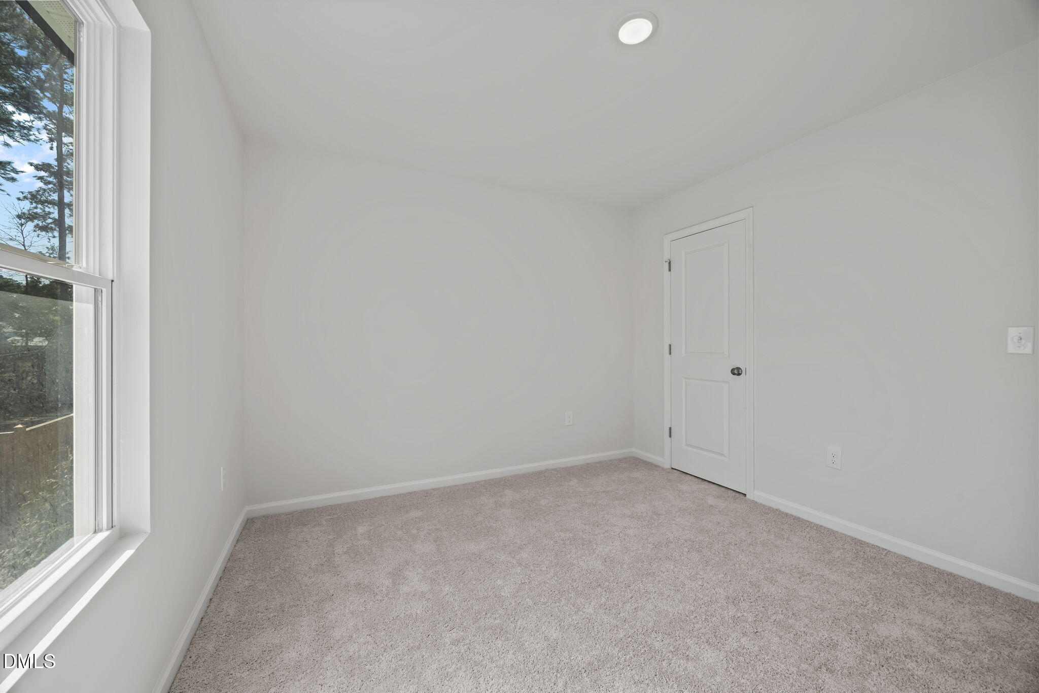 2524 Rolling Pines Avenue