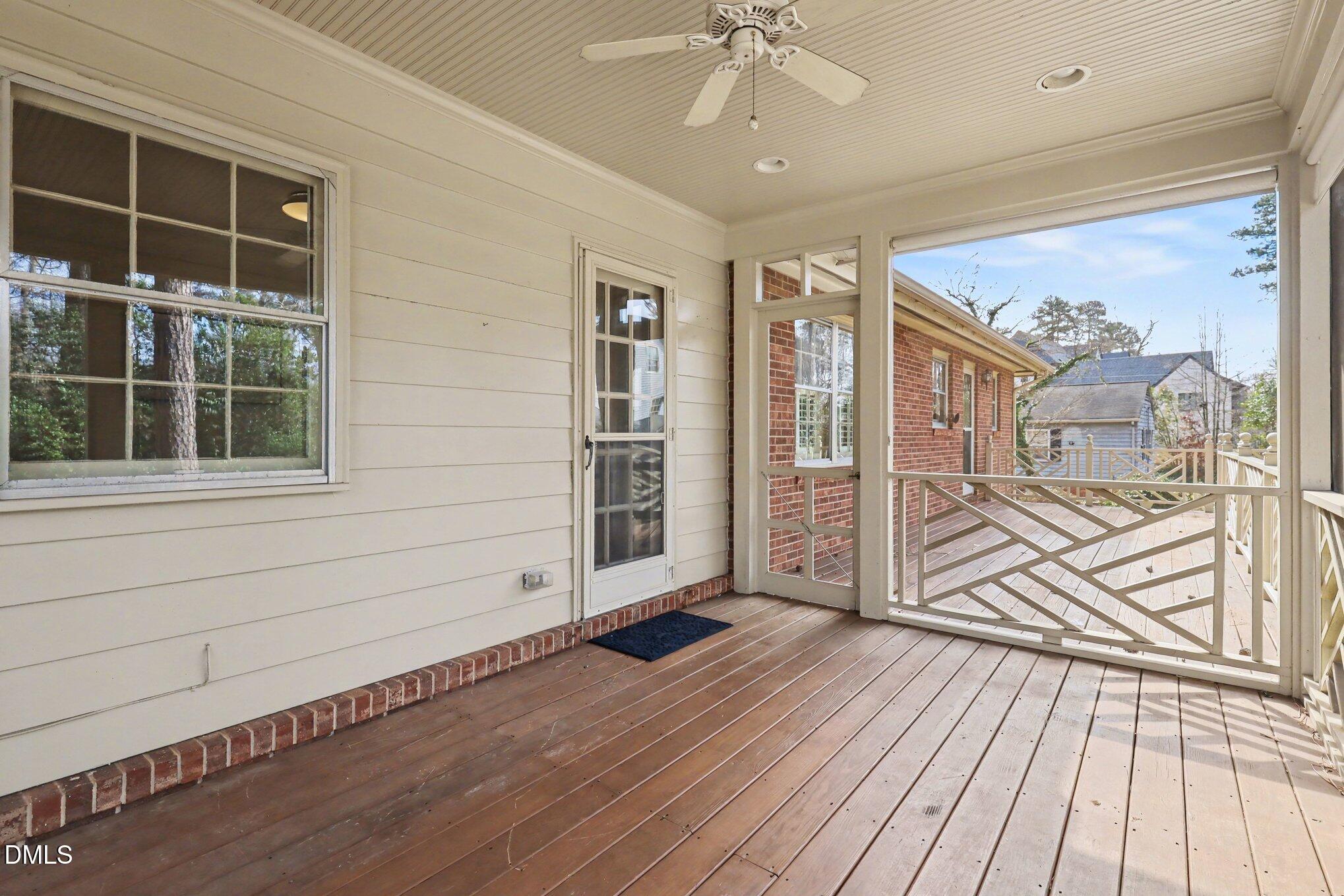 4505 Yadkin Drive