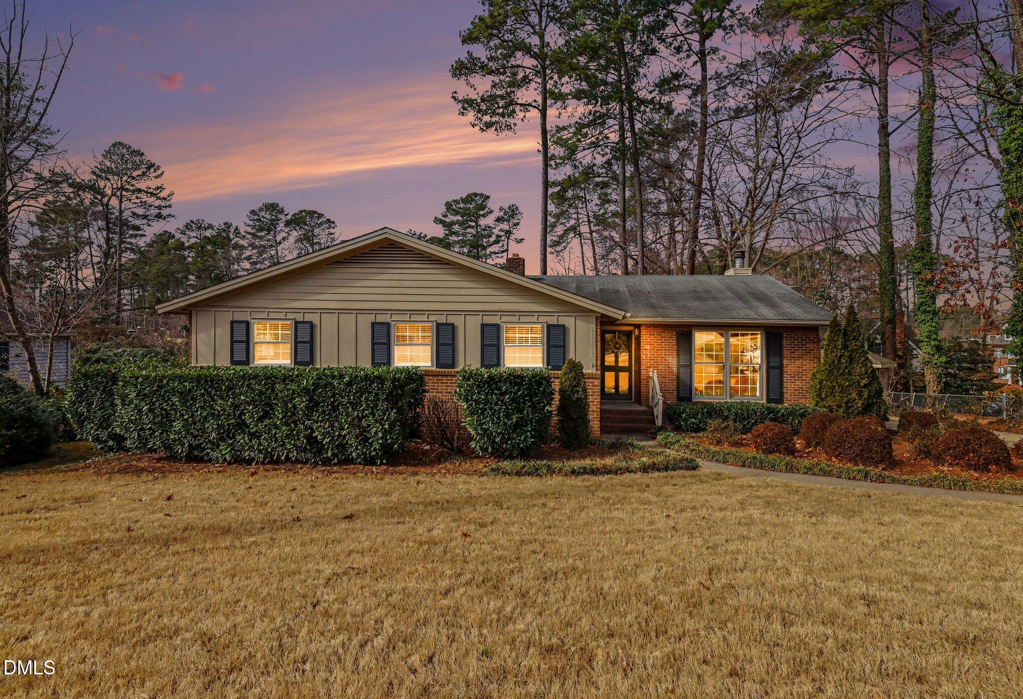 4505 Yadkin Drive