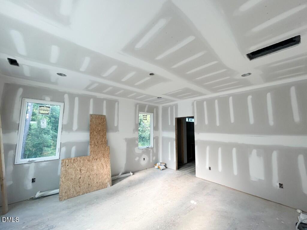 1003 Phoenix Place