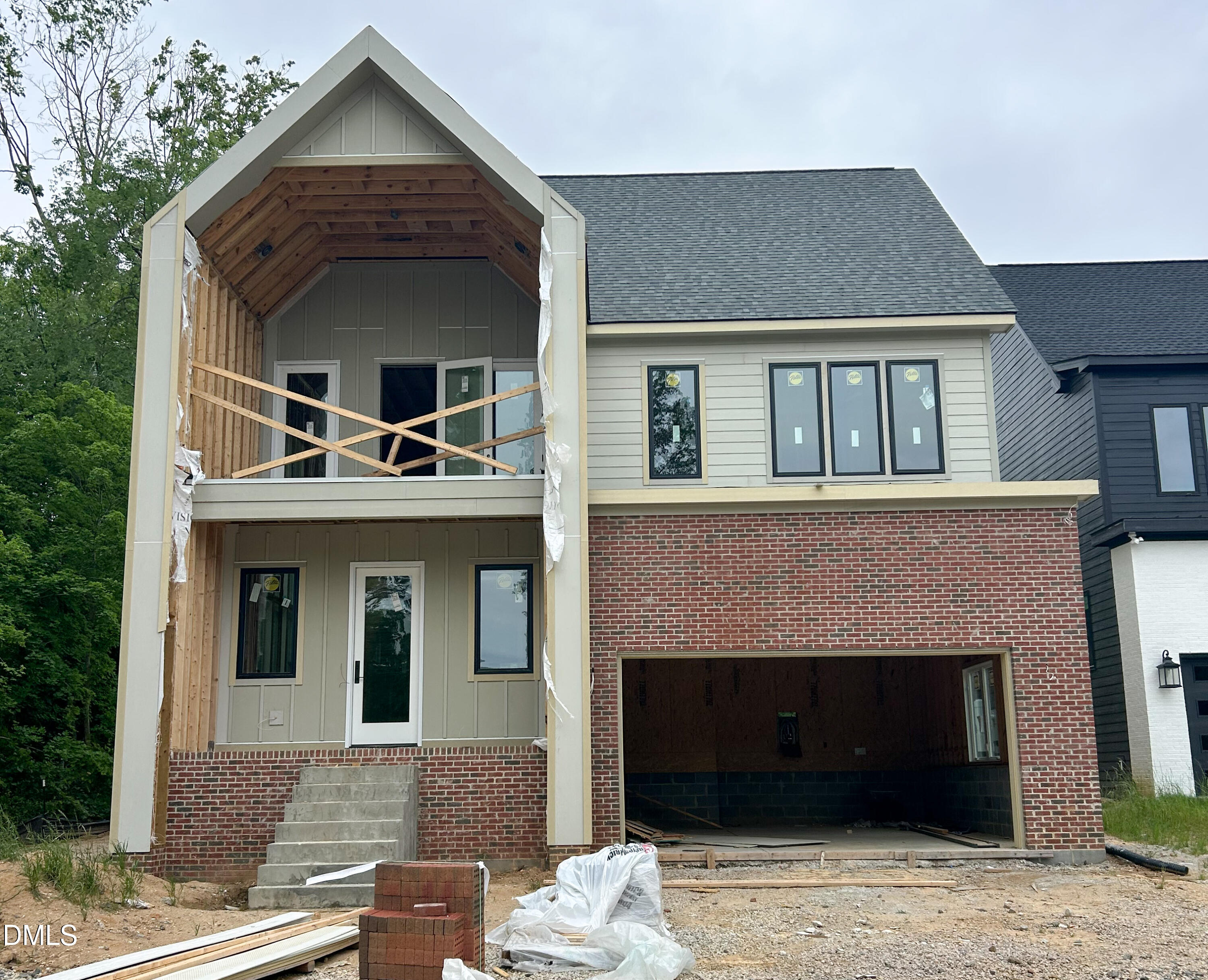 1003 Phoenix Place