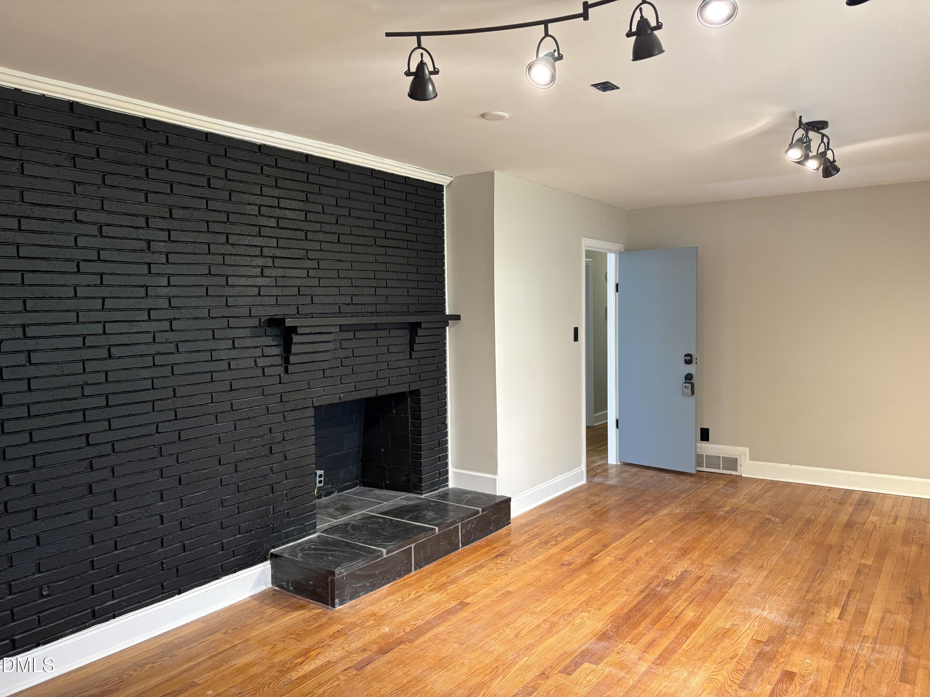 2613 Poole Road