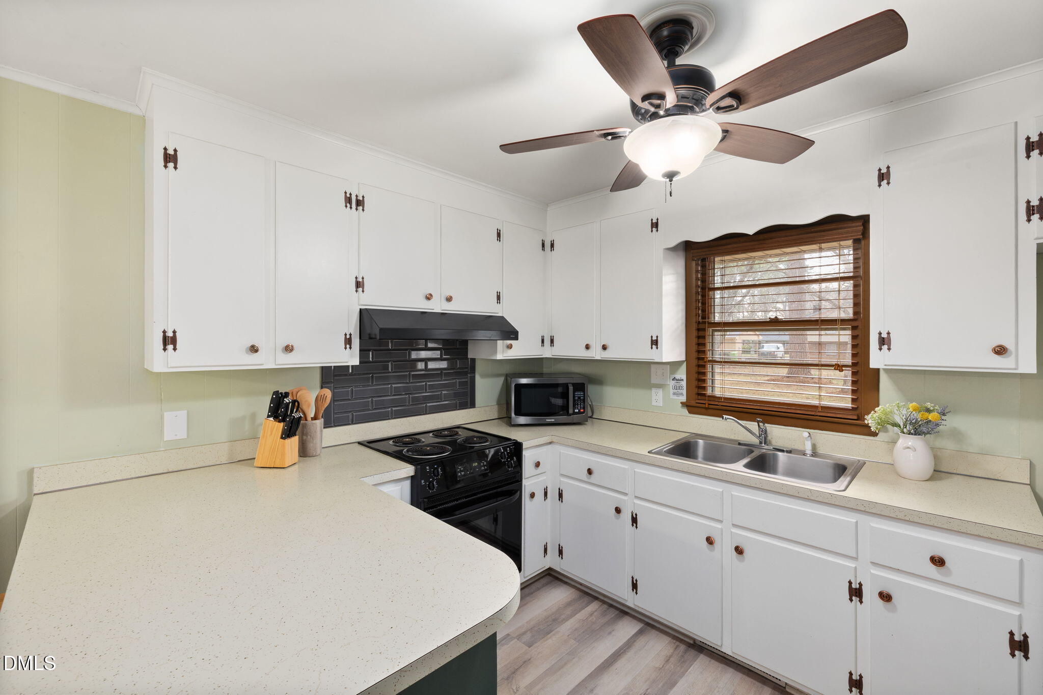 3705 Arrowwood Drive
