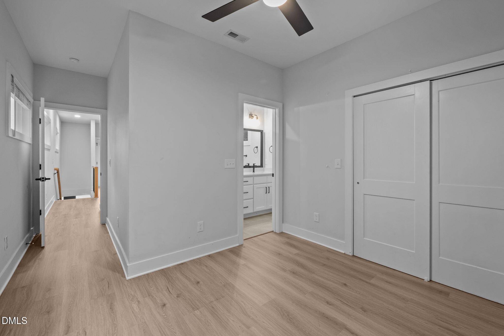 3230 Rowena Avenue Apt B