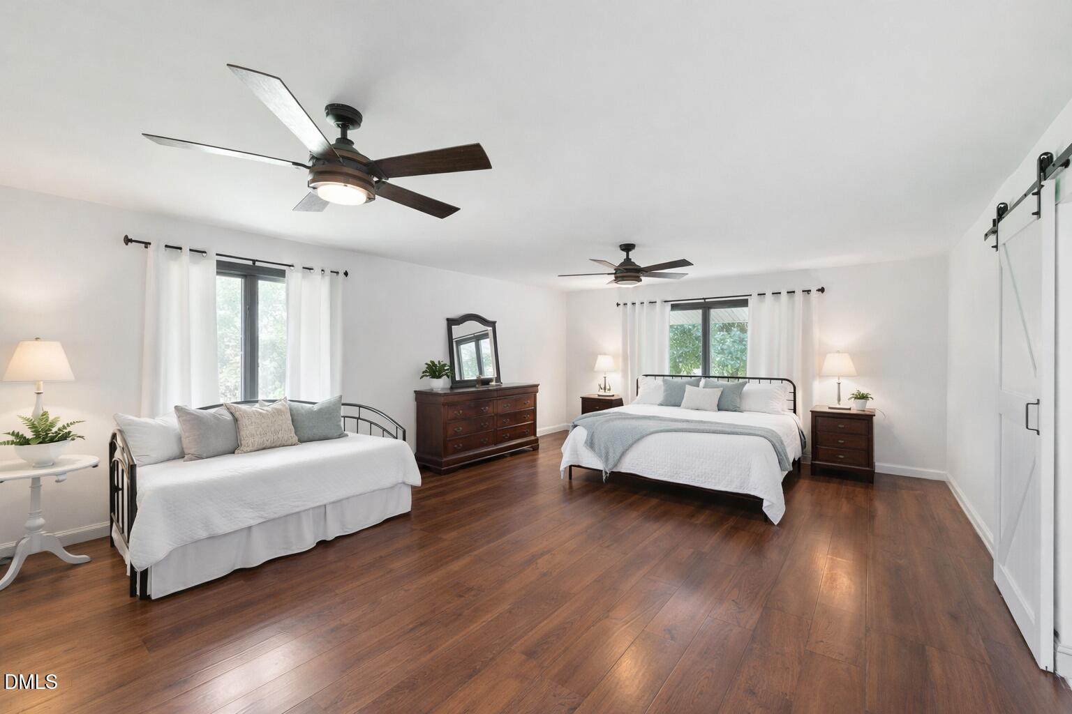 474 E Barefoot Road