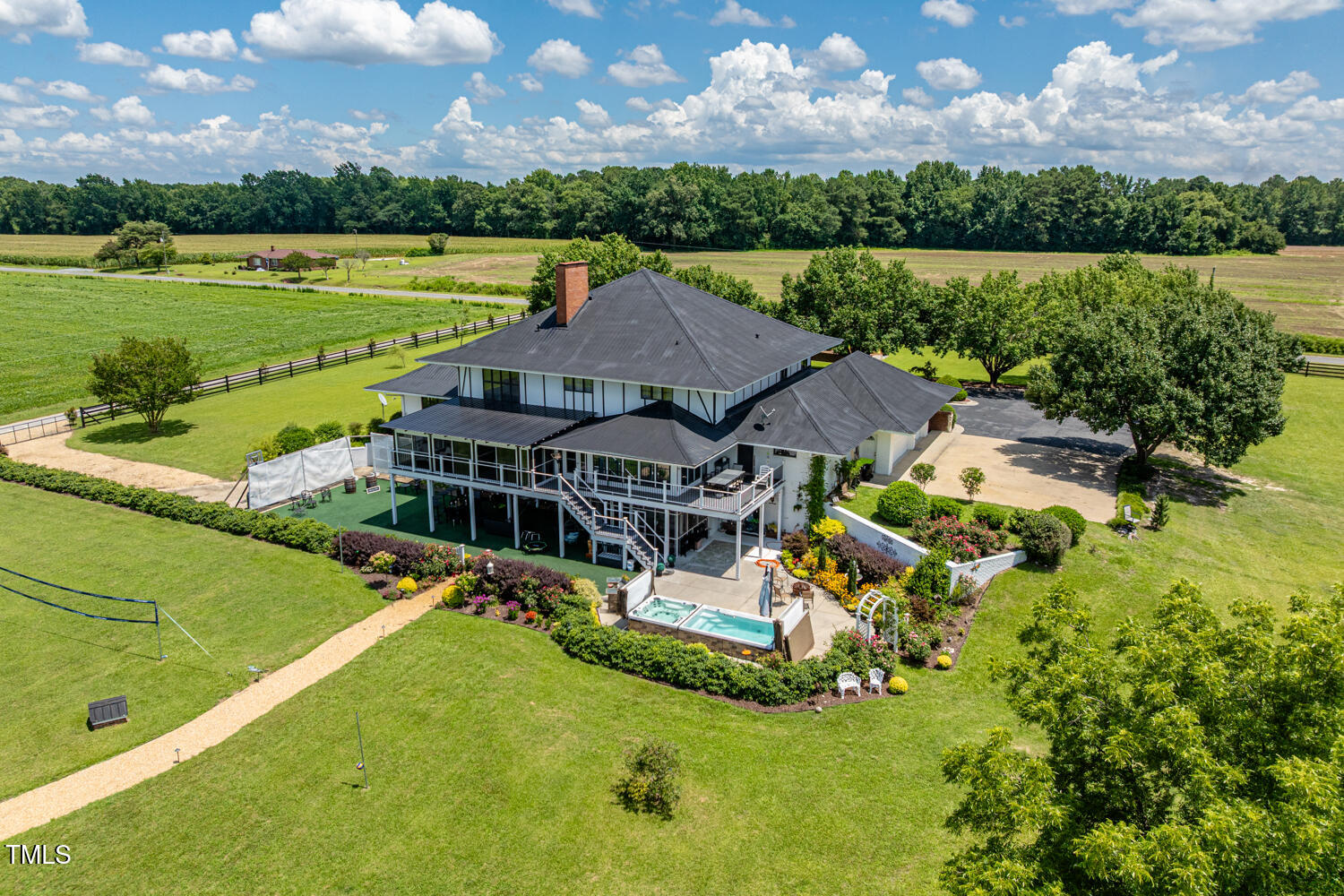 474 E Barefoot Road