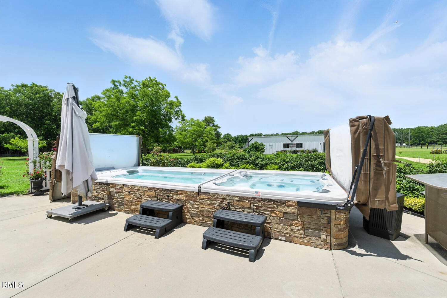 474 E Barefoot Road
