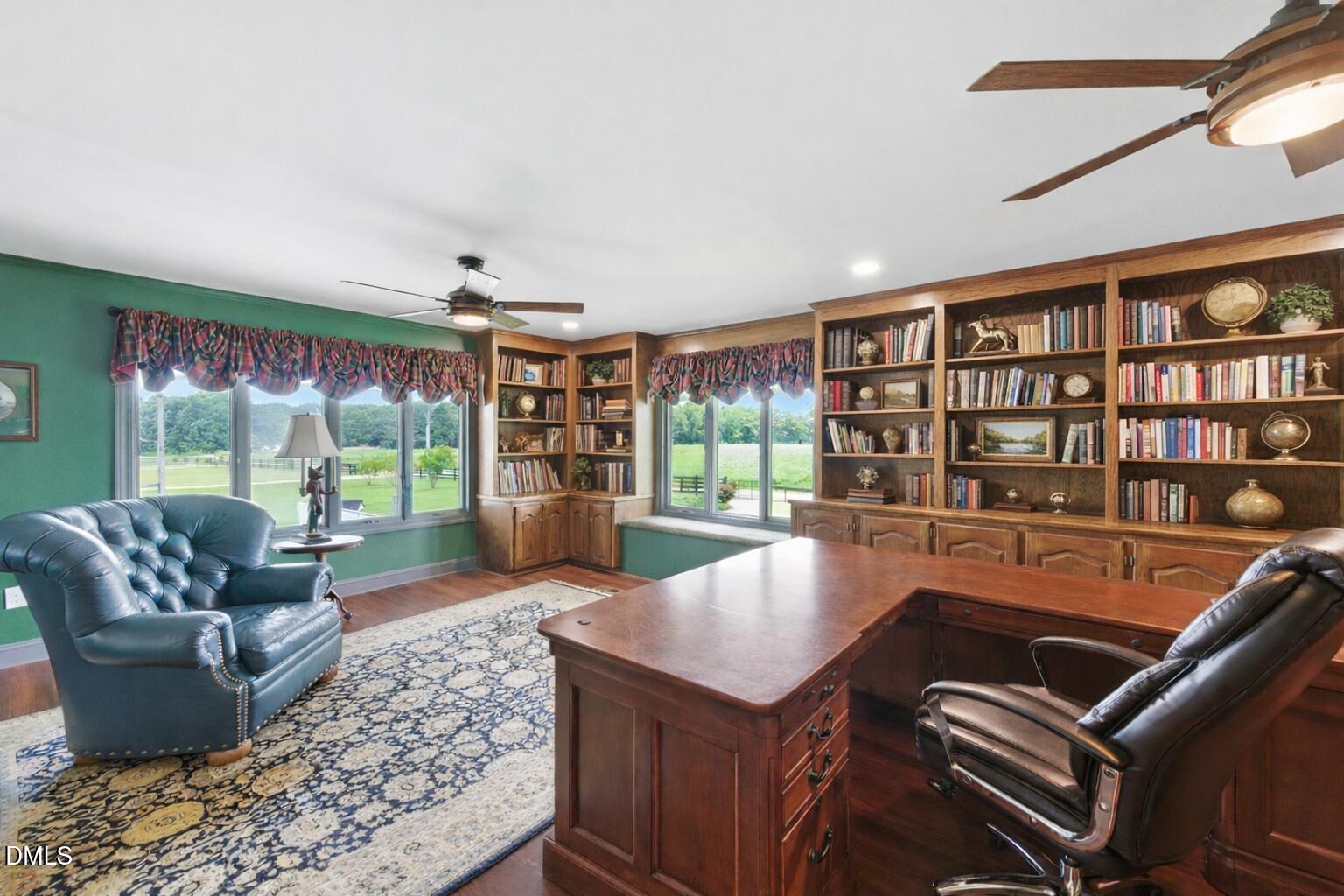 474 E Barefoot Road