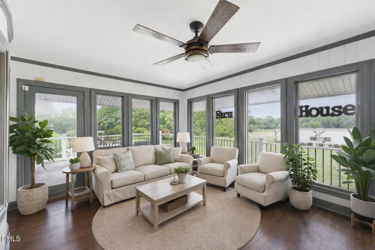 474 E Barefoot Road