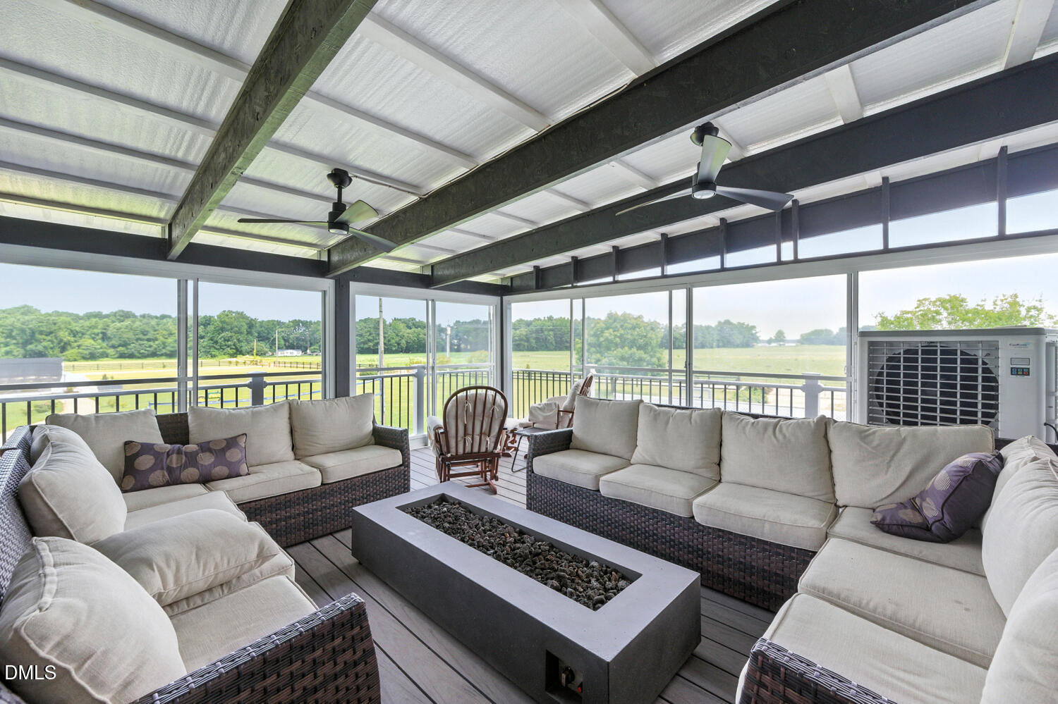 474 E Barefoot Road