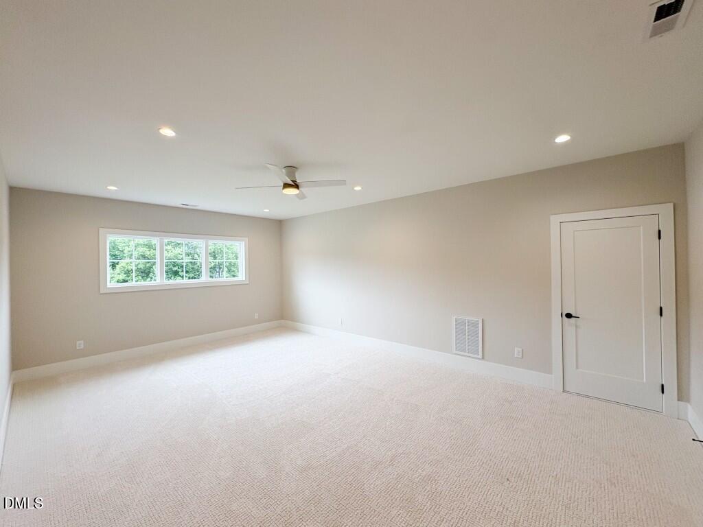 5864 Carriage Gate Drive