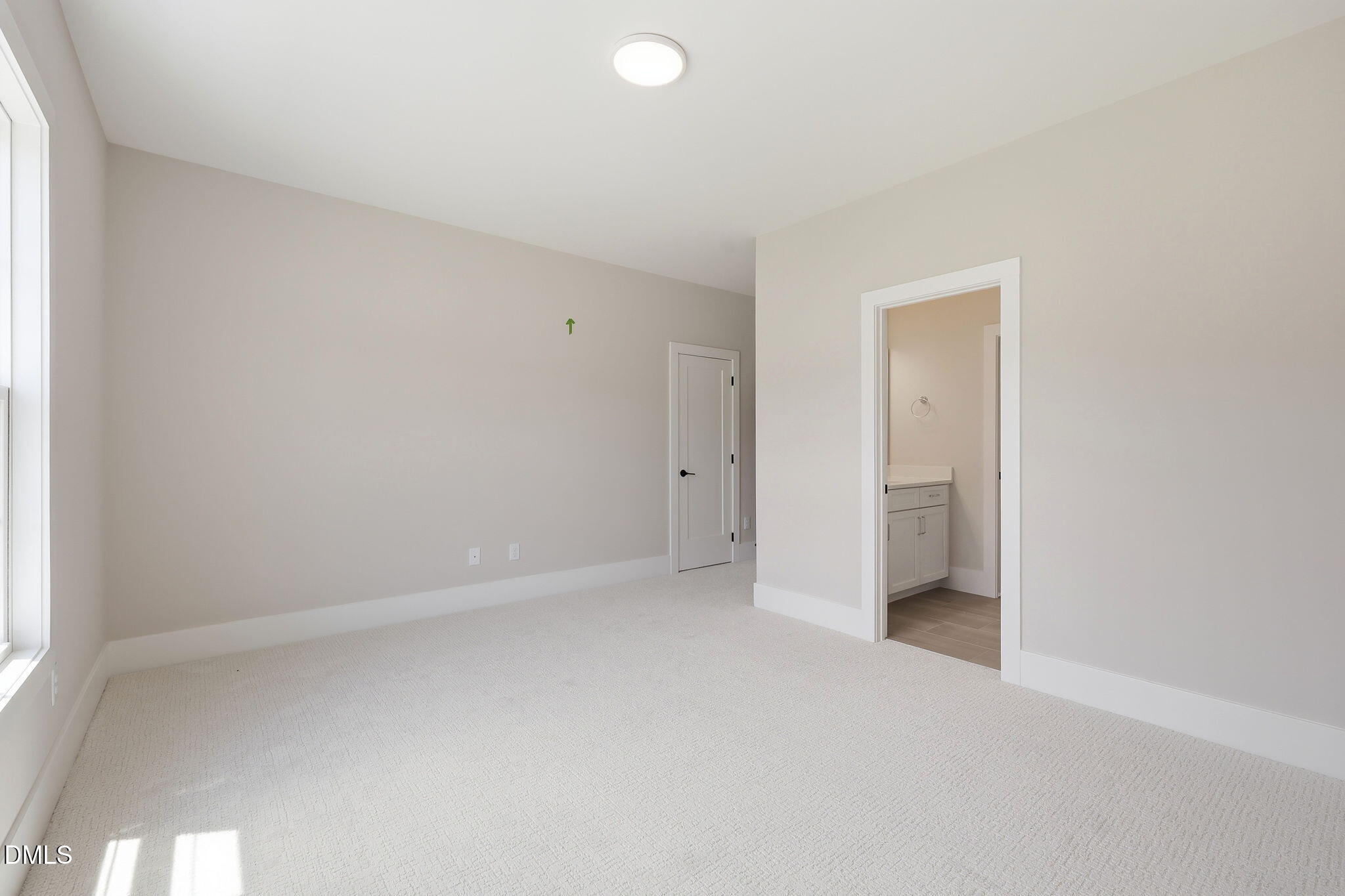 5864 Carriage Gate Drive