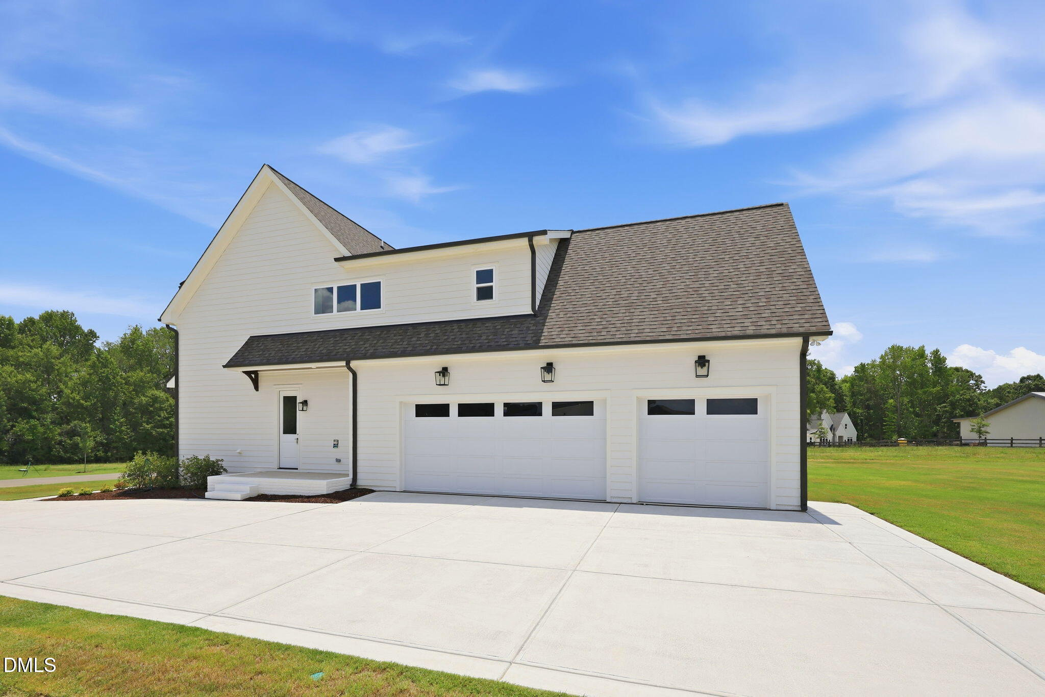 5864 Carriage Gate Drive