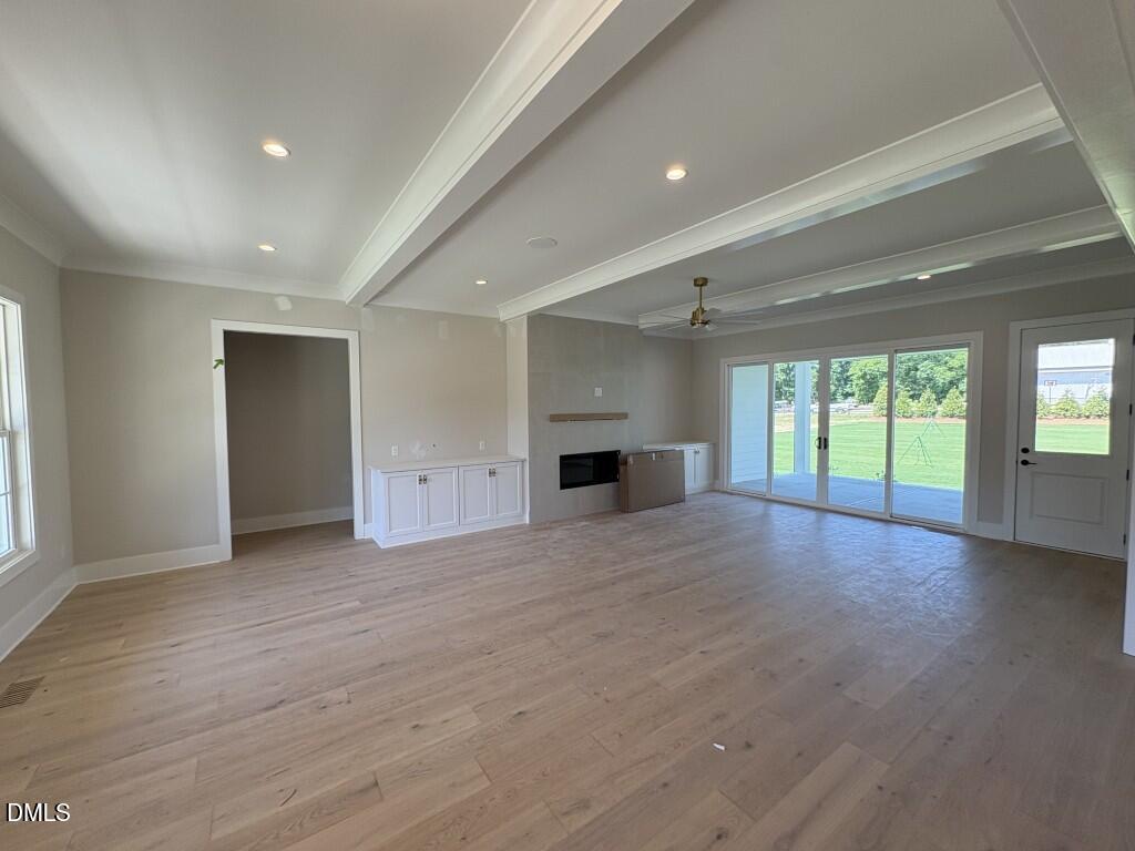 5864 Carriage Gate Drive