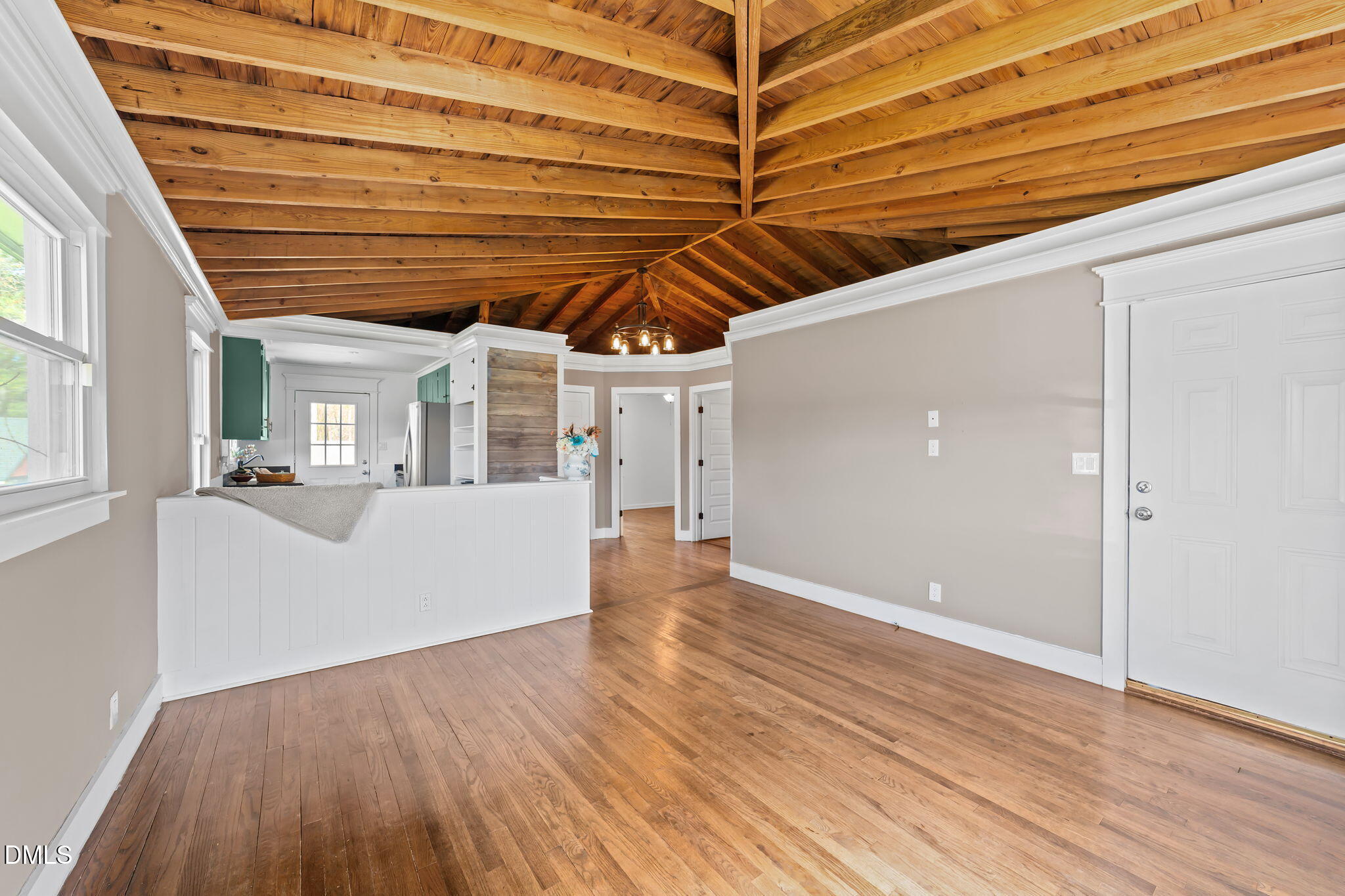 104 Riverbend Drive