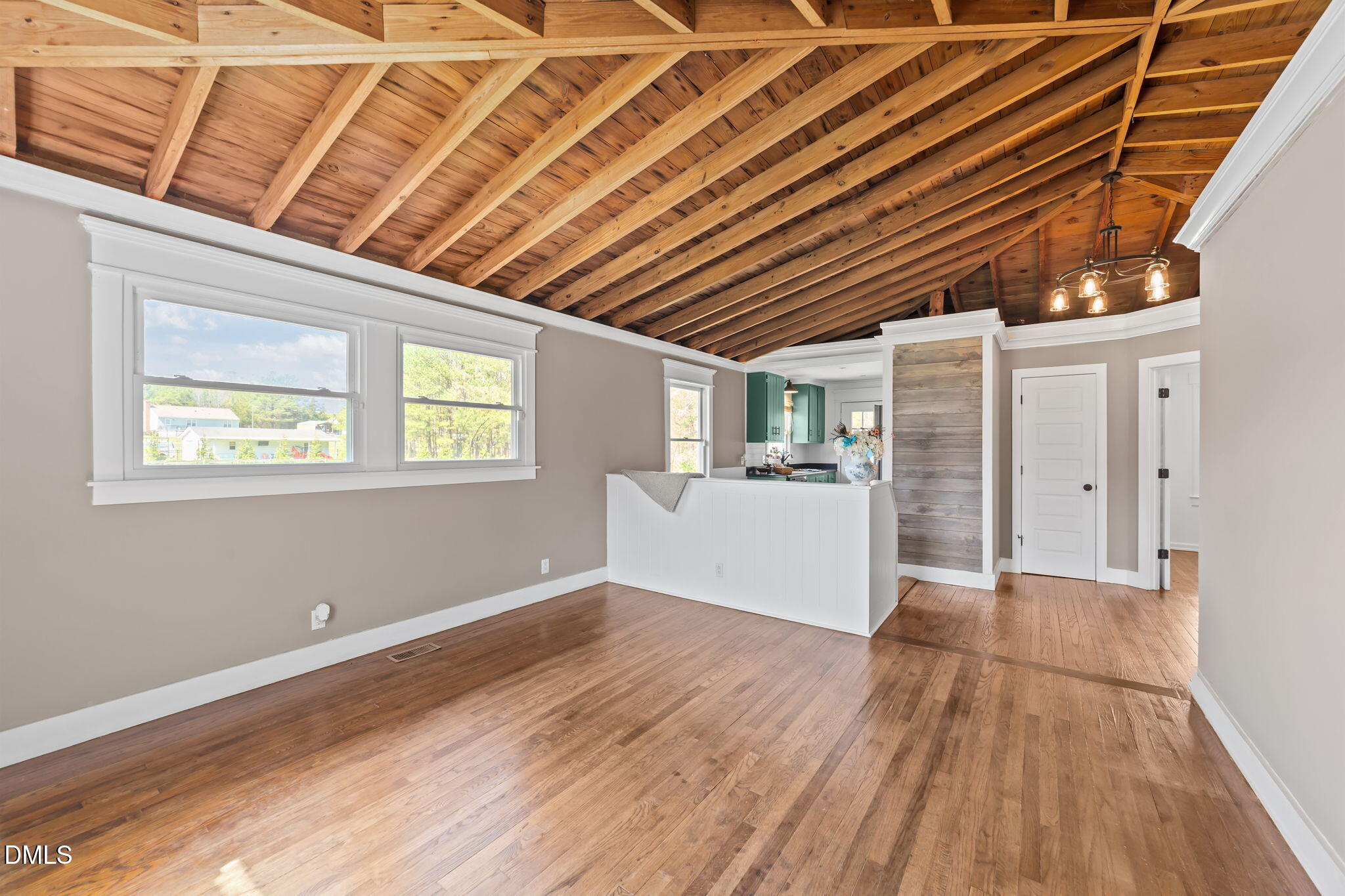 104 Riverbend Drive