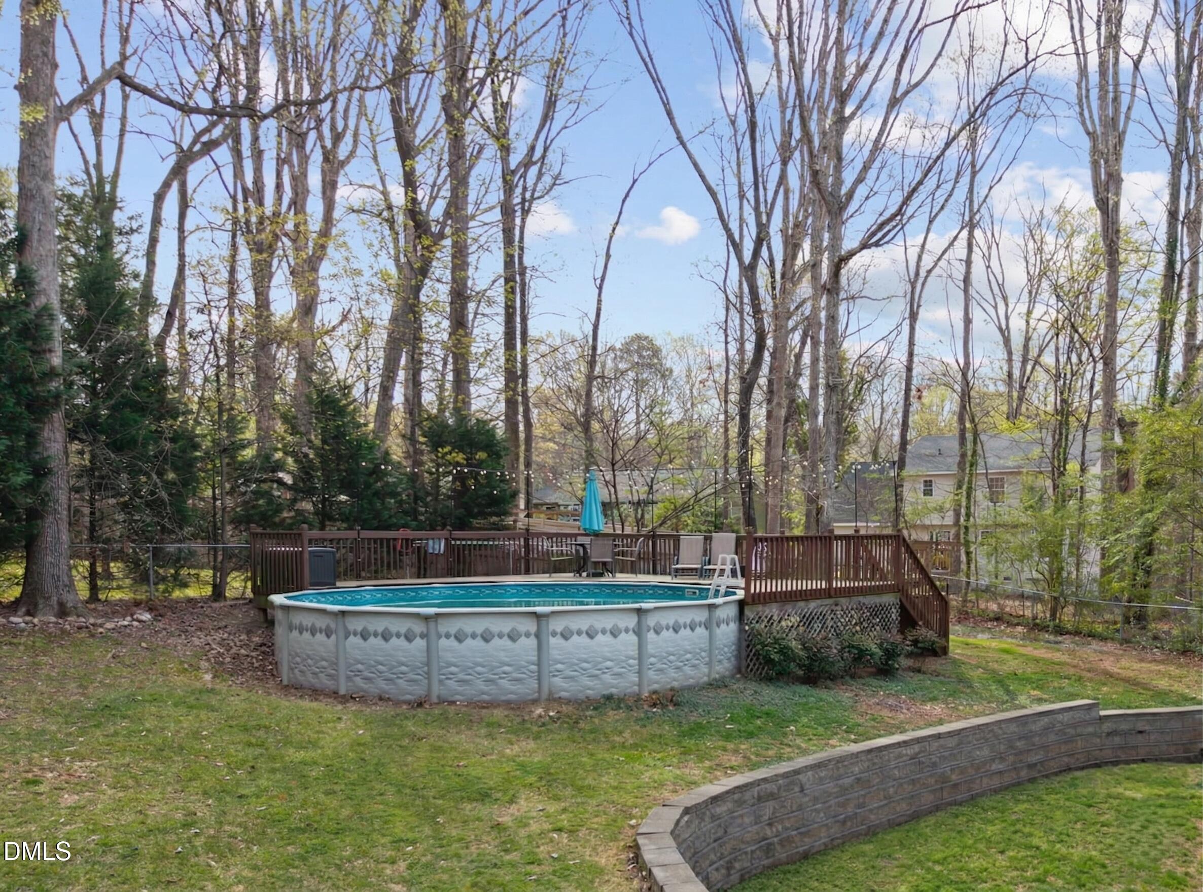 212 Esquire Lane