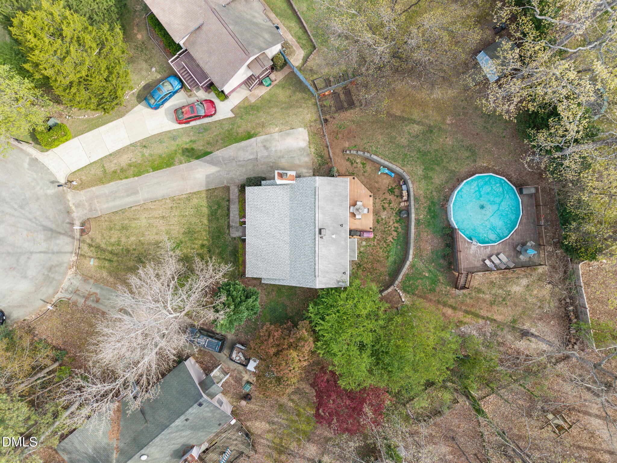 212 Esquire Lane