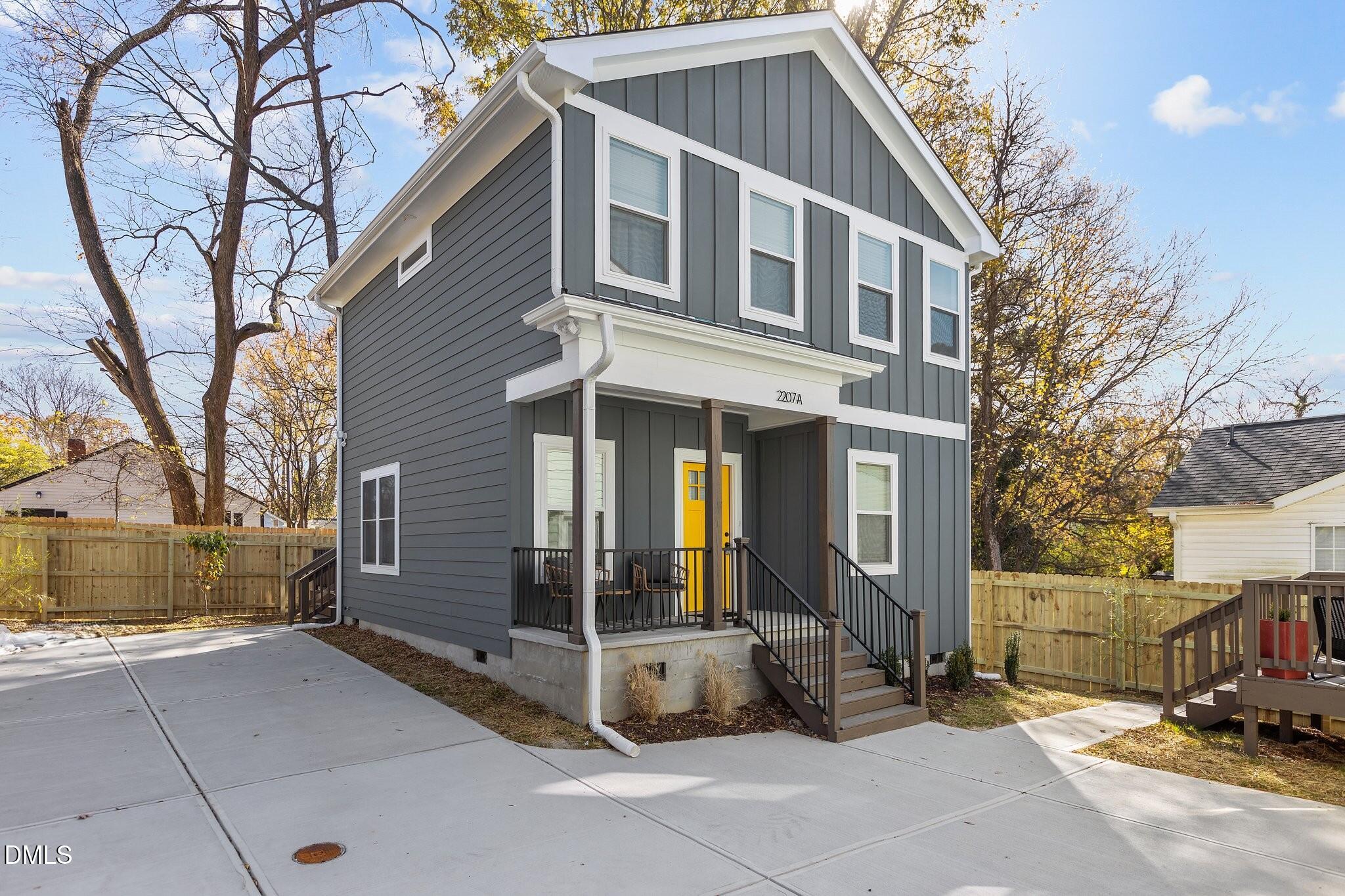 2207-A Otis Street