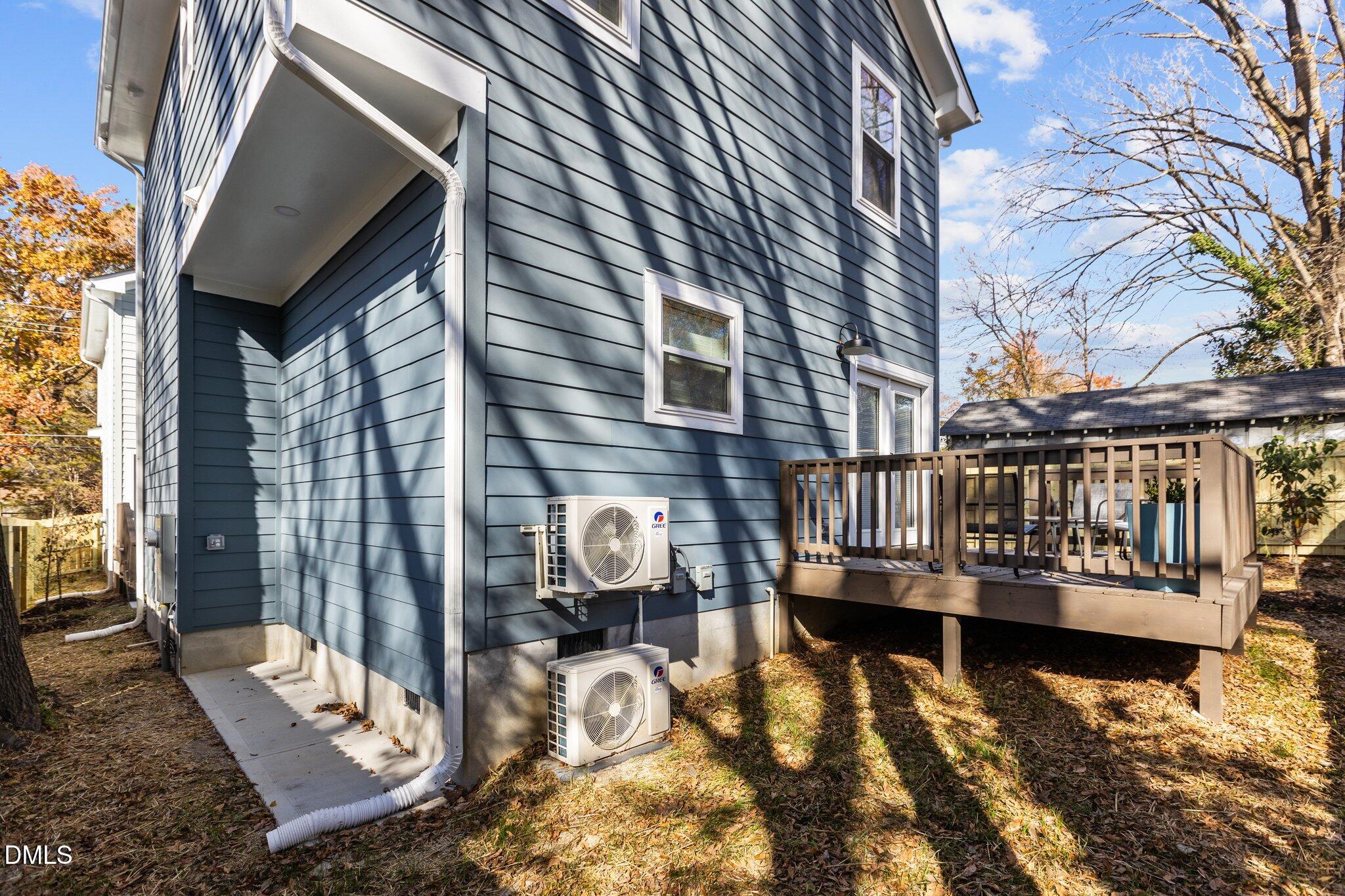 2207-A Otis Street