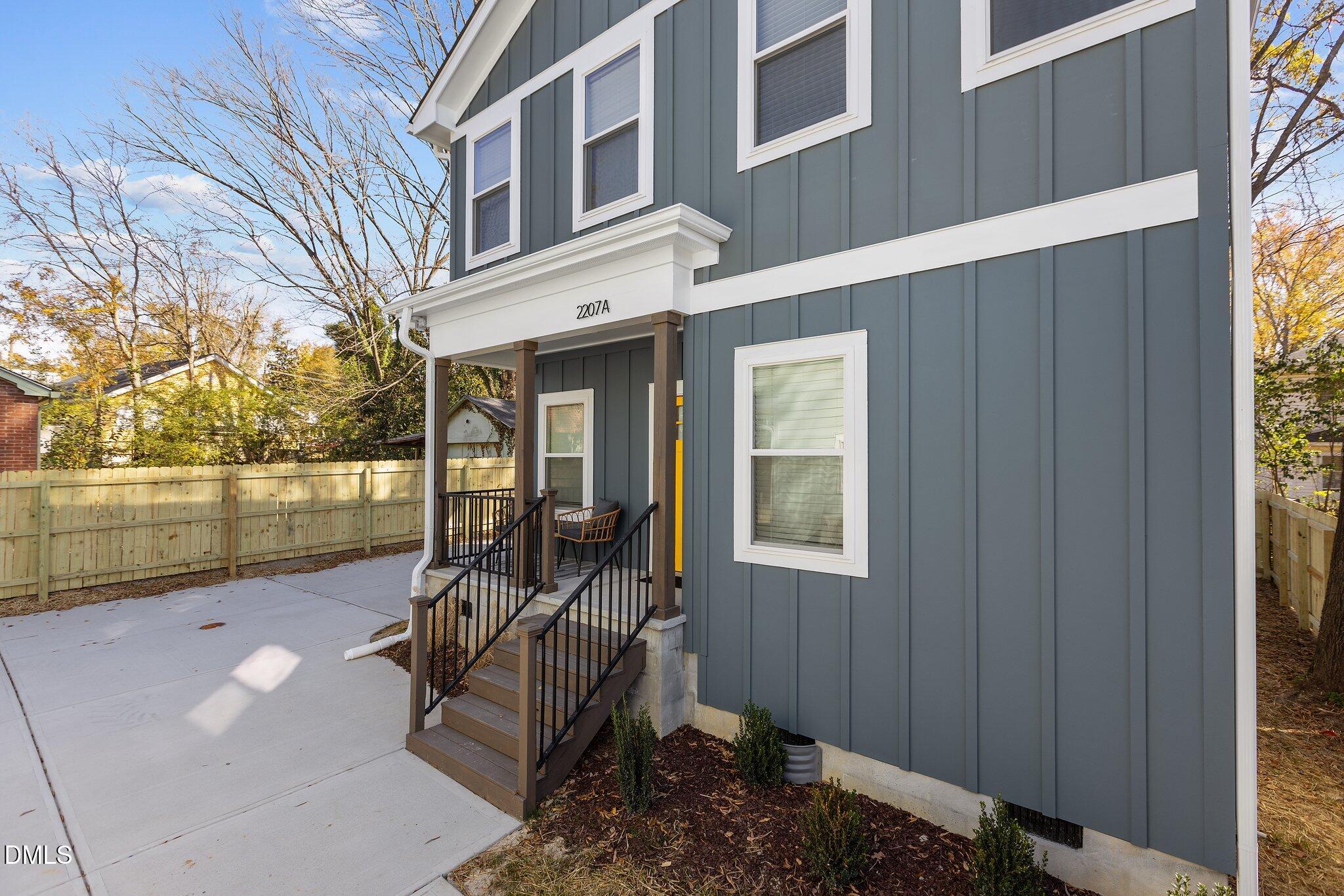 2207-A Otis Street