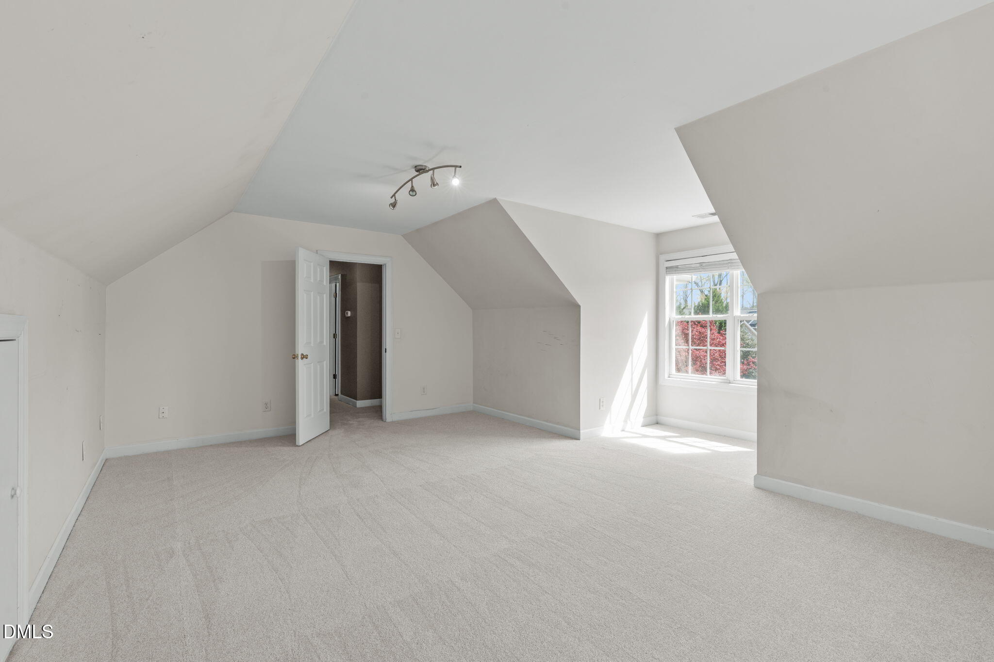 1651 Rogers Pointe Lane