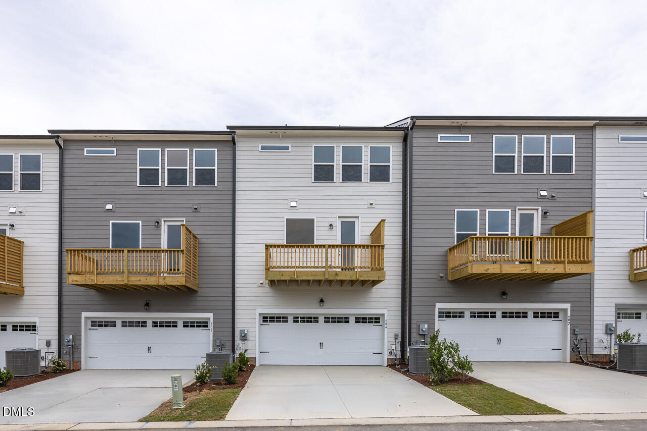 604 Thatch Lane # 114