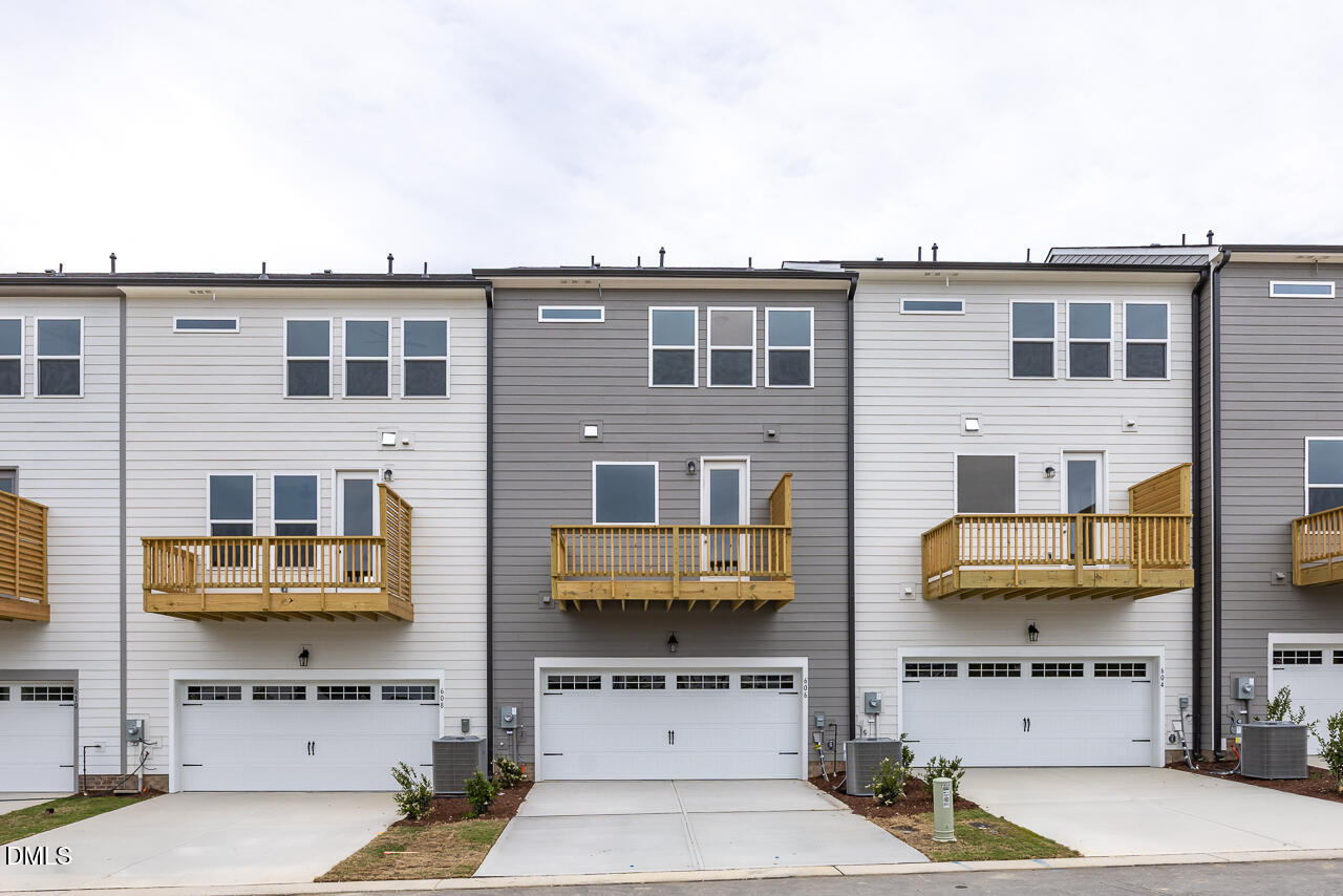 606 Thatch Lane # 113