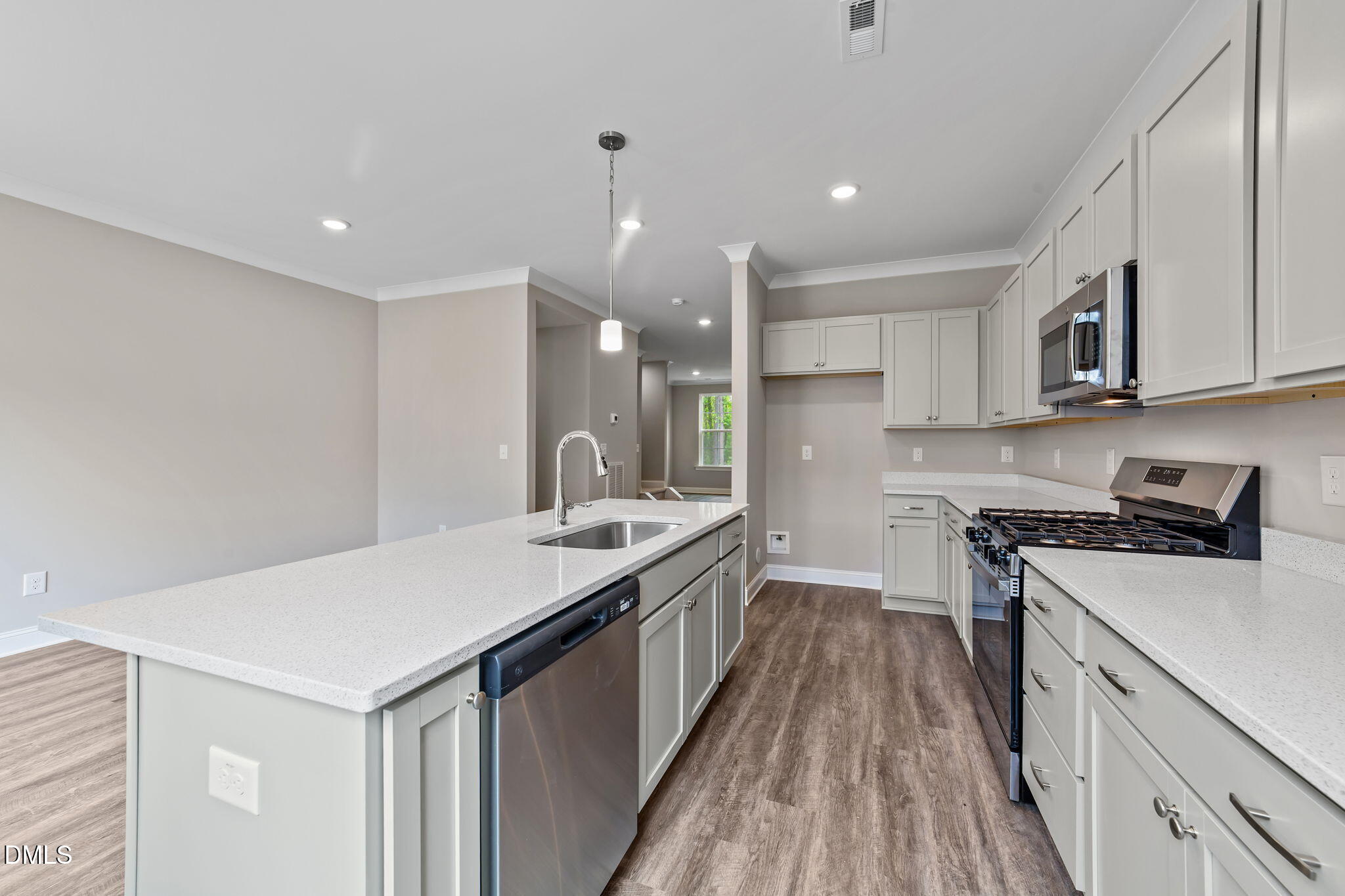120 Oyster Lane # 23