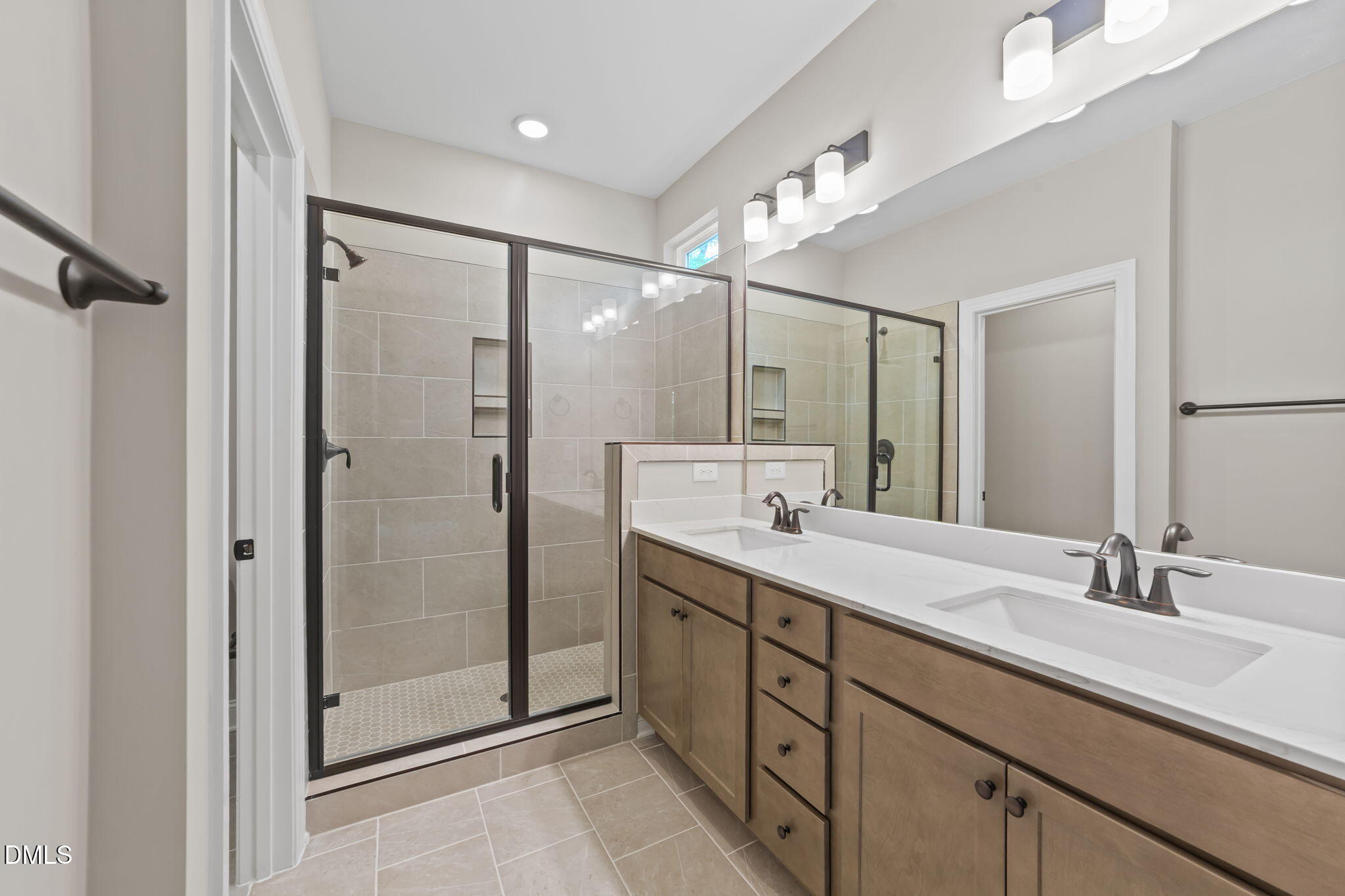 128 Oyster Lane # 21