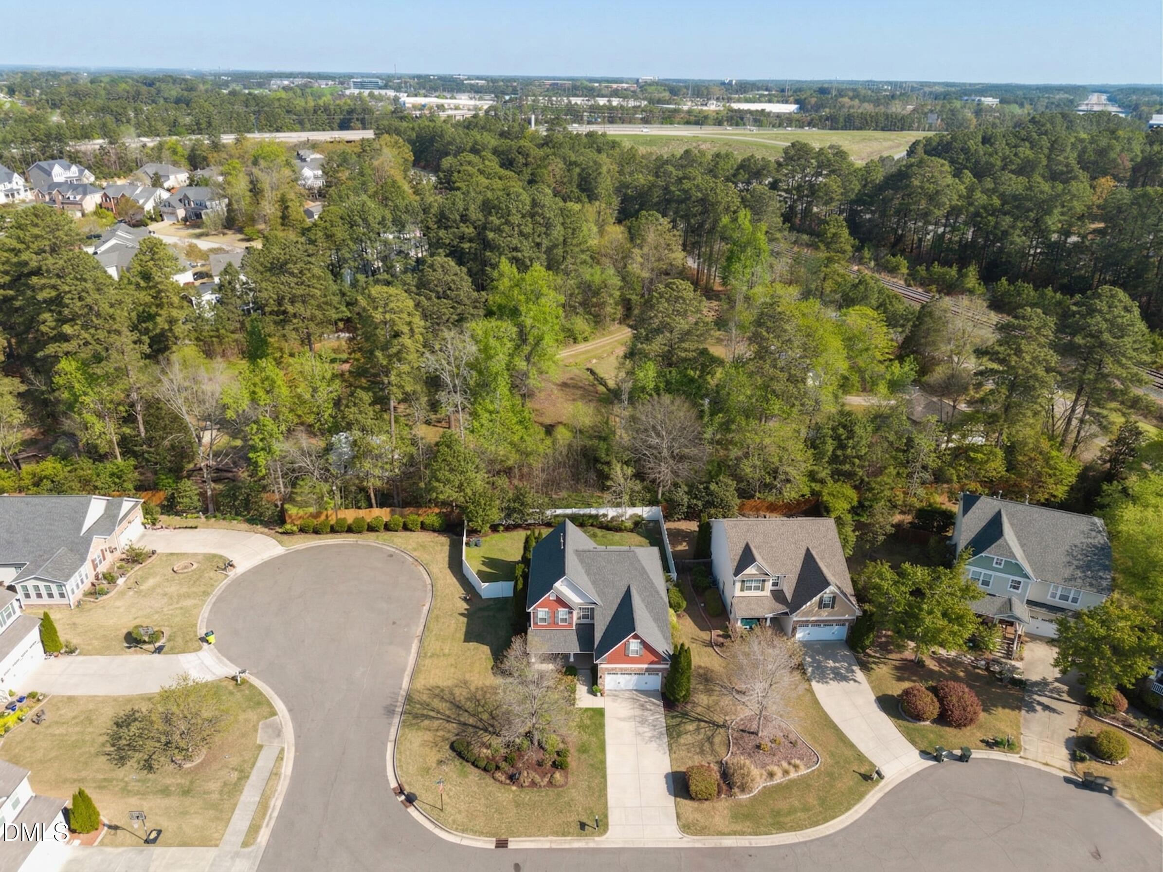 1001 Deshire Lane