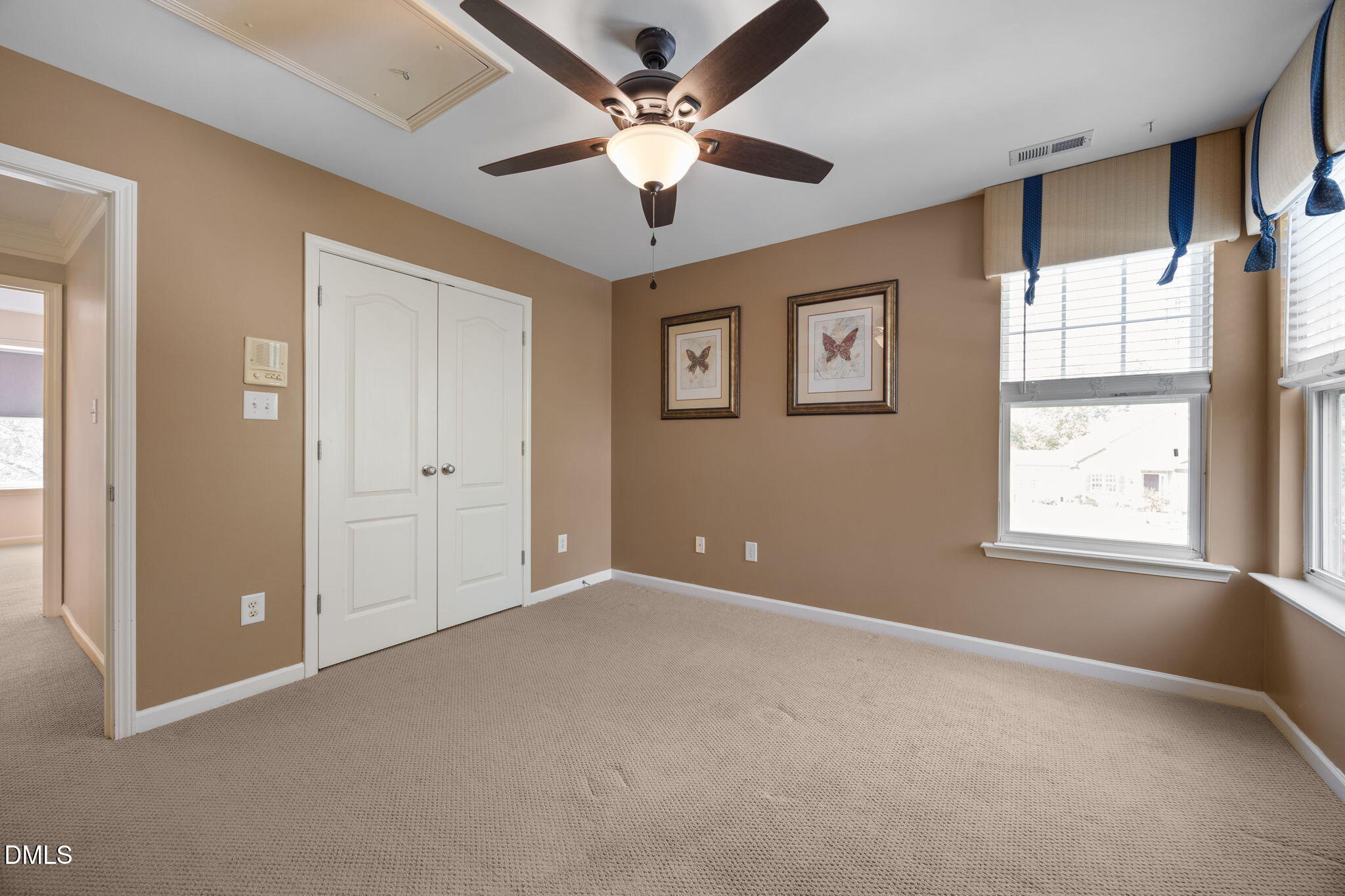 1001 Deshire Lane