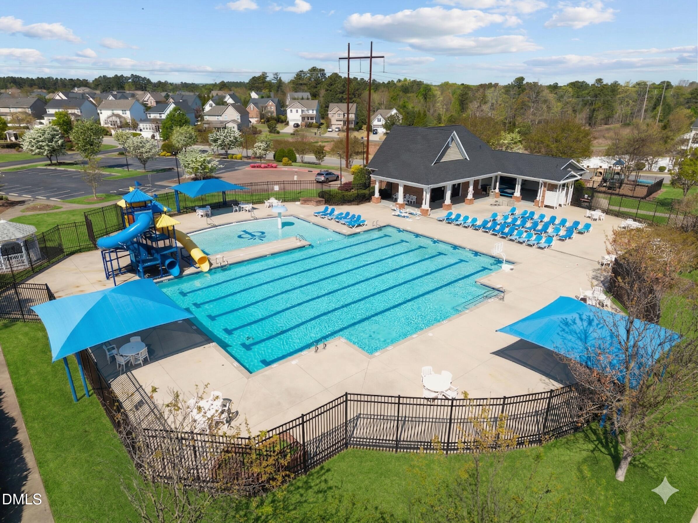 1001 Deshire Lane