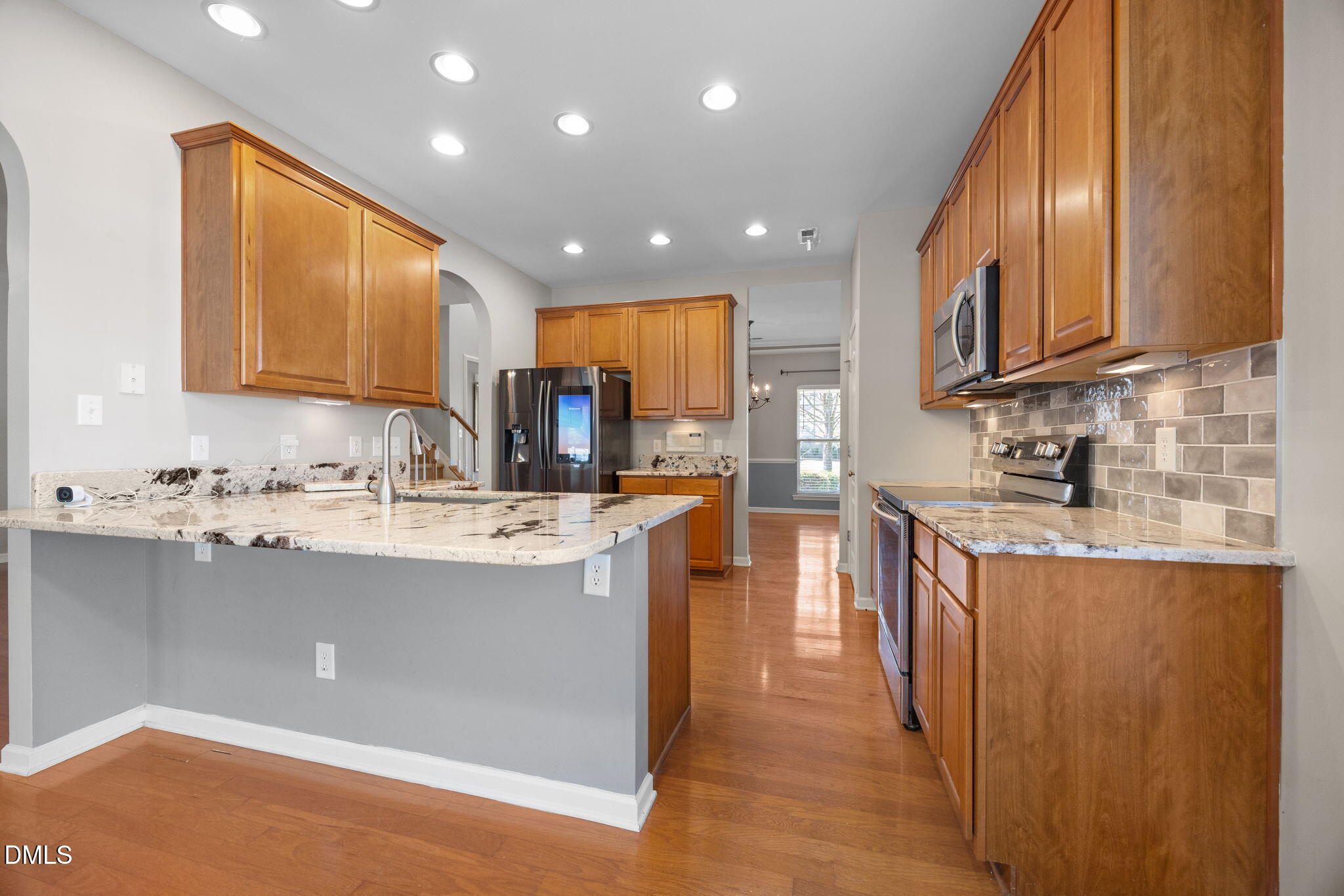 1001 Deshire Lane
