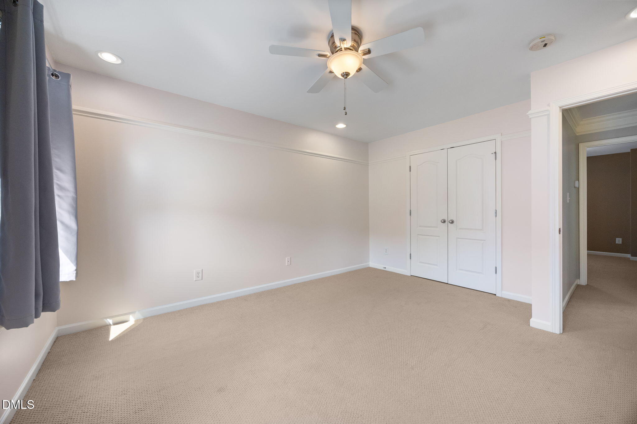 1001 Deshire Lane